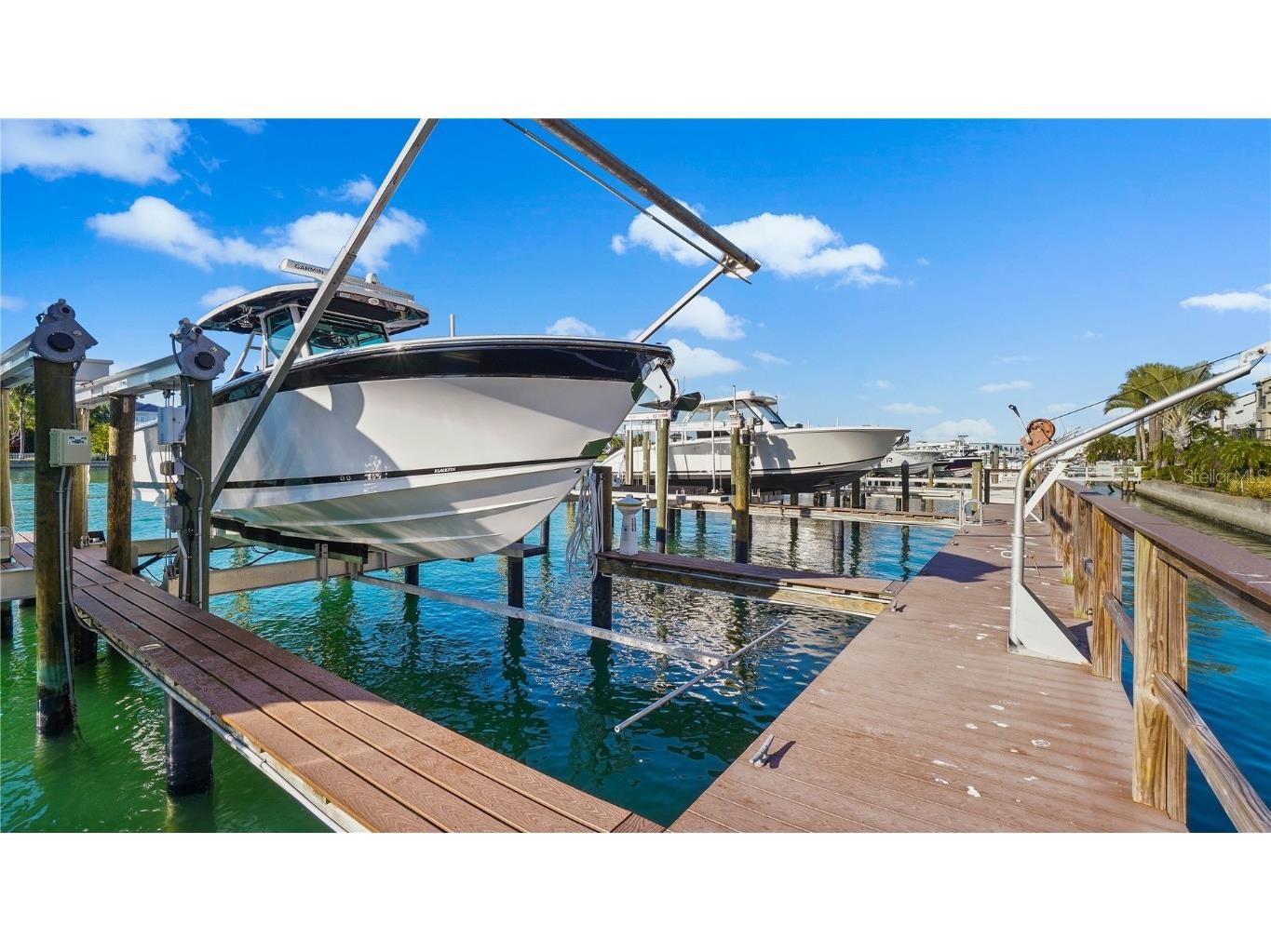 544 Pinellas Bayway S #TH14 Tierra Verde FL 33715 U8189494 image1