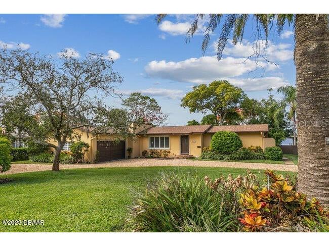 544 Riverside Drive Ormond Beach FL 32176 - INTRACOASTAL WATERWAY V4933121 image1