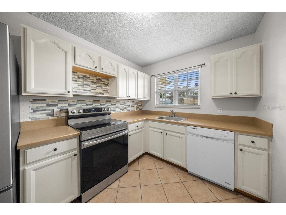 544 Silver Course Court Ocala FL 34472 OM718632 image10