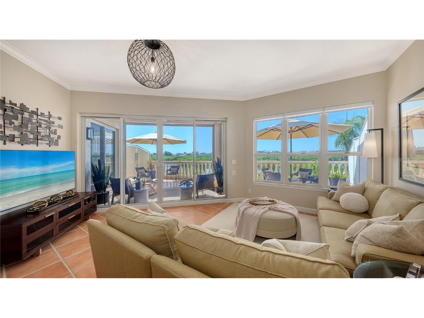 5440 Eagles Point Circle #104 Sarasota FL 34231 - PHILLIPI CREEK A4672521 image1