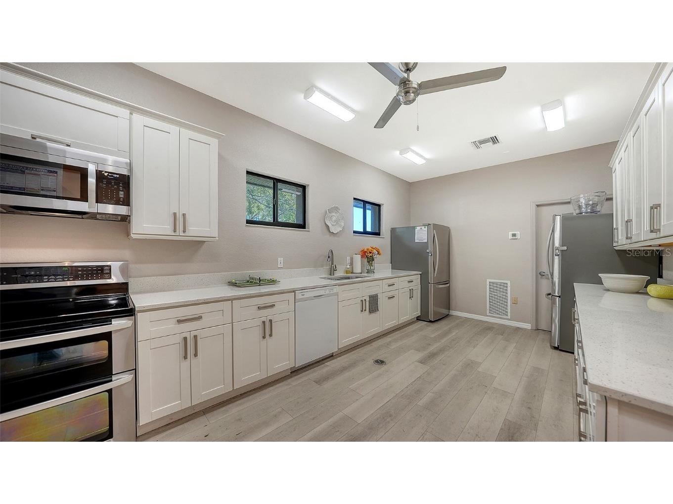 5440 Eagles Point Circle #104 Sarasota FL 34231 - PHILLIPI CREEK A4672521 image46