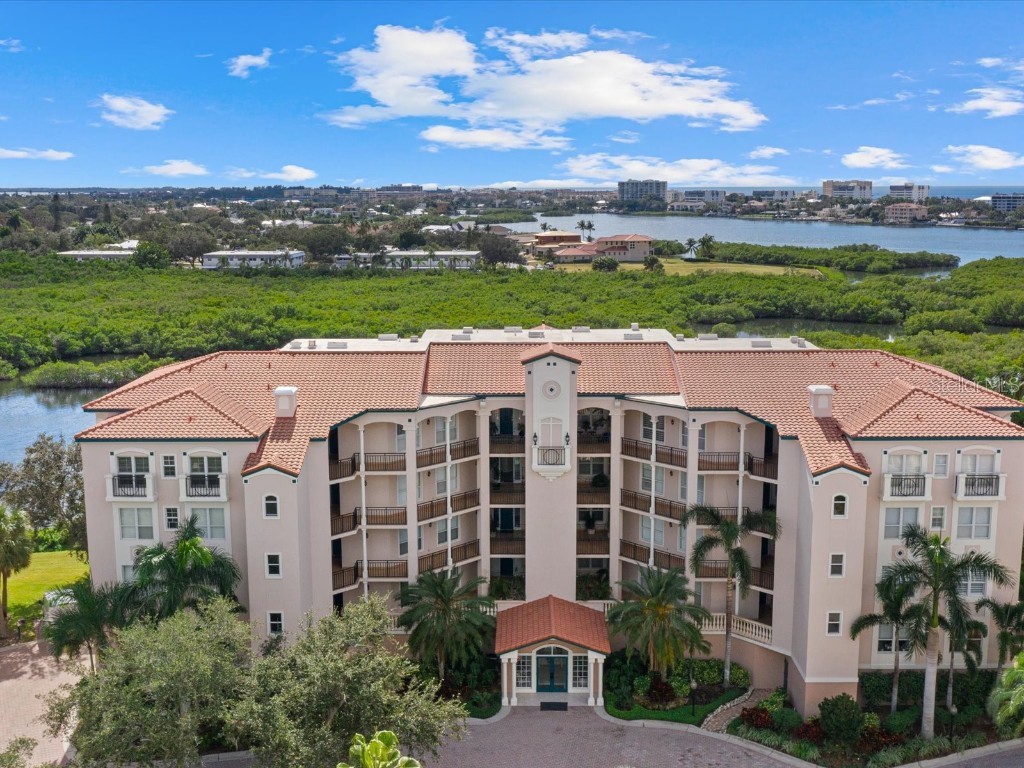5440 Eagles Point Circle #203 Sarasota FL 34231 - INTRACOASTAL FULL BAY CREEK A4588905 image1
