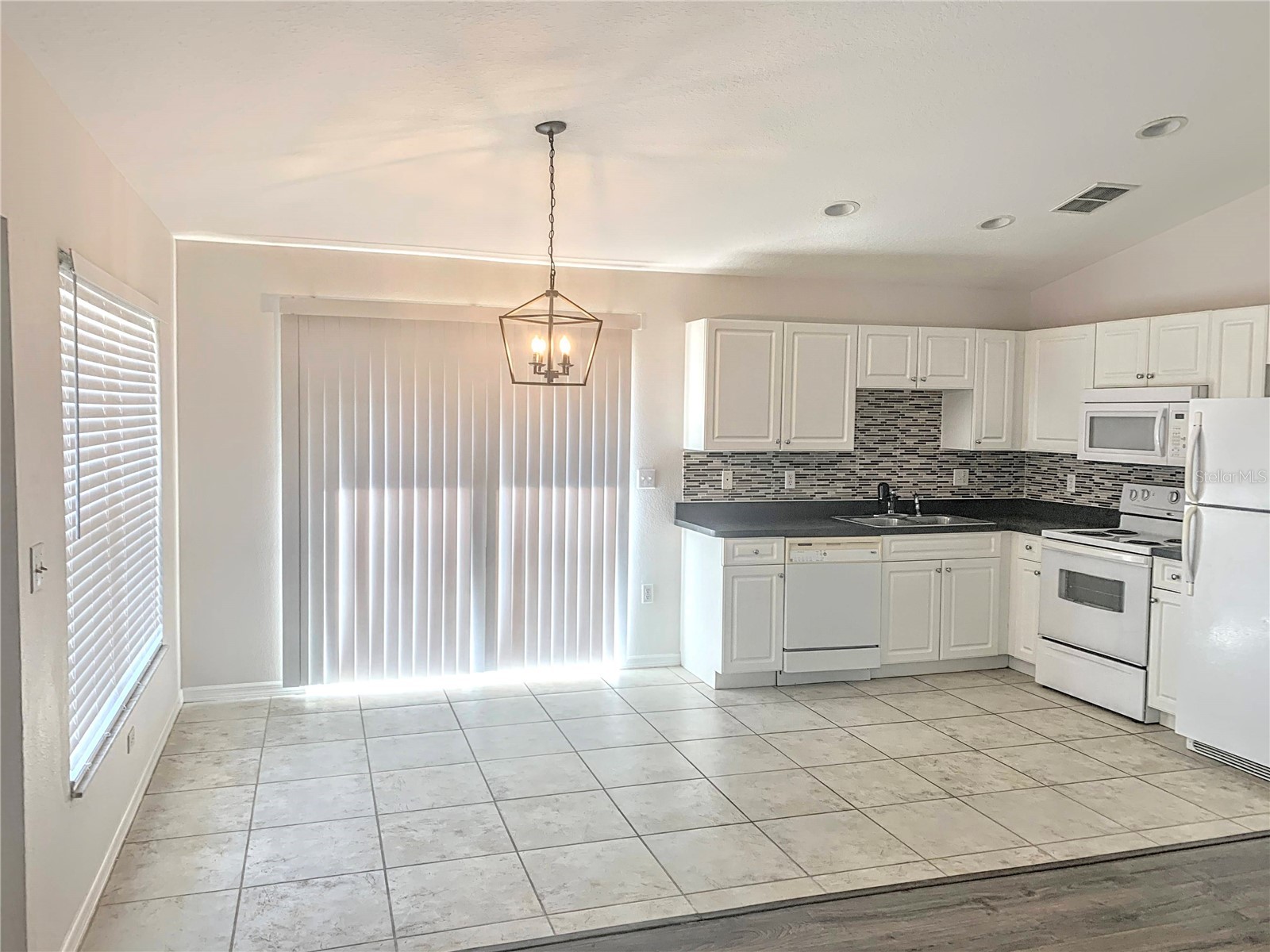 5440 Kensington Street Sarasota FL 34232 A4698896 image3
