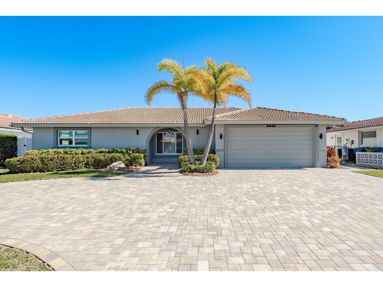 5440 Leeward Lane New Port Richey FL 34652 TB8474664 image1