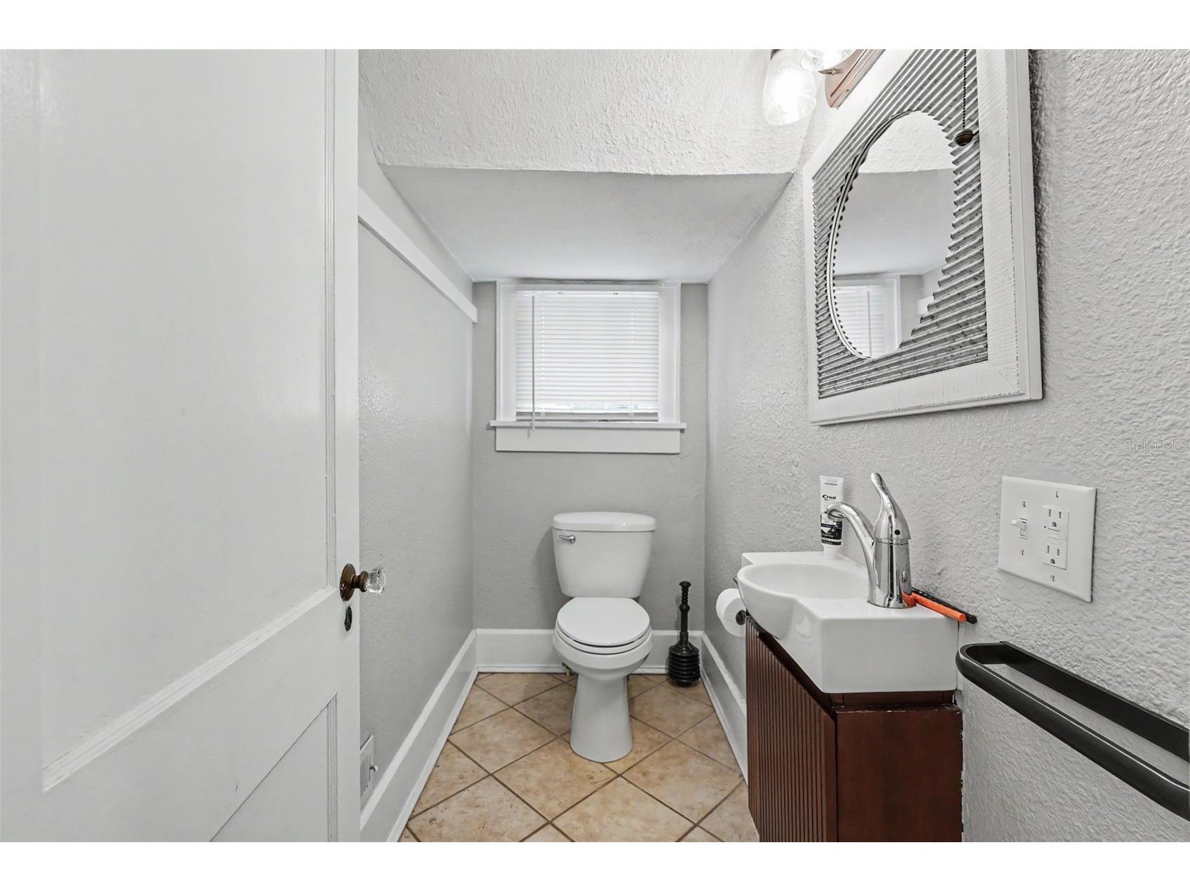 5441 1st Avenue N Saint Petersburg FL 33710 TB8524294 image24