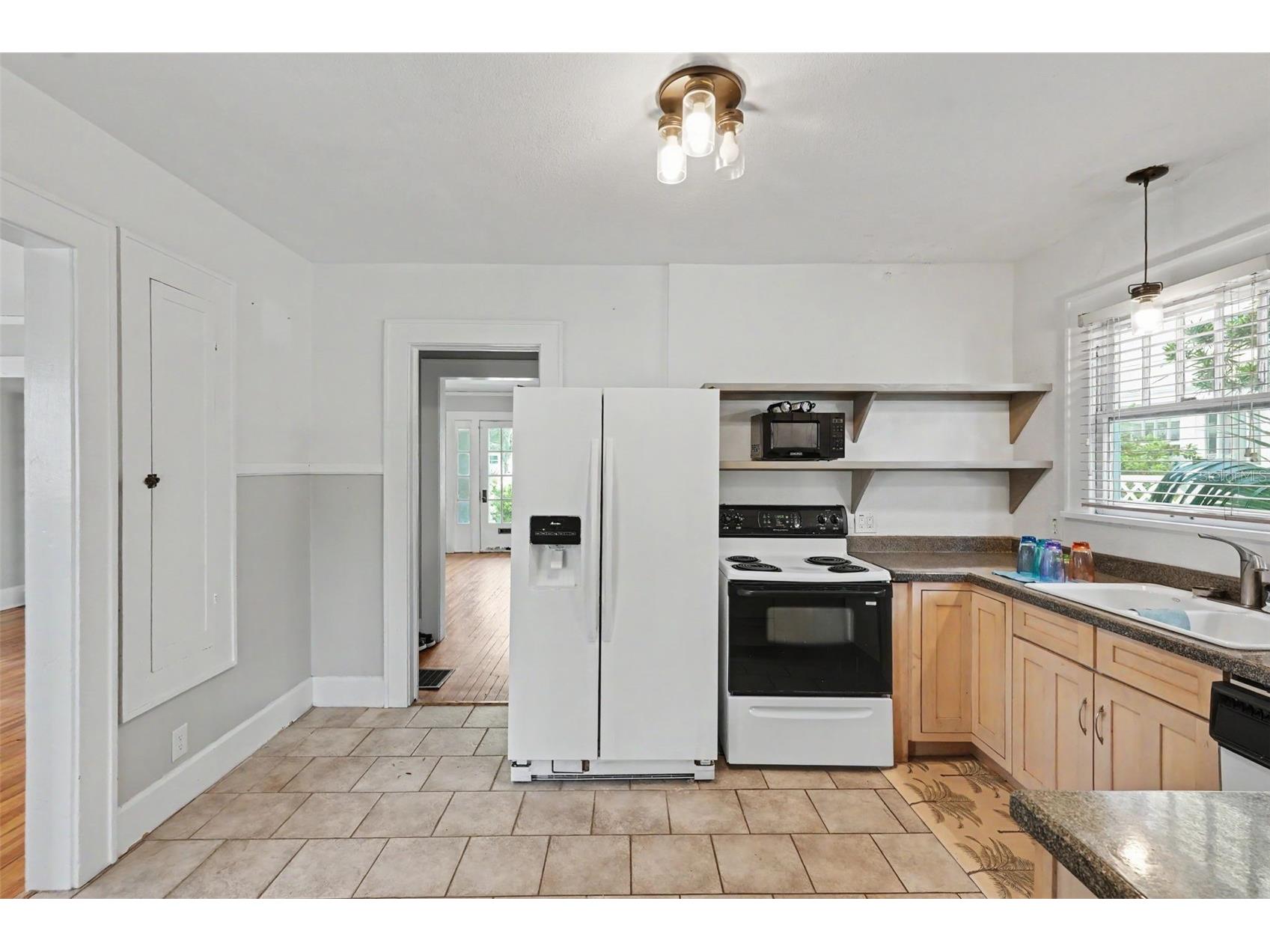 5441 1st Avenue N Saint Petersburg FL 33710 TB8524294 image26