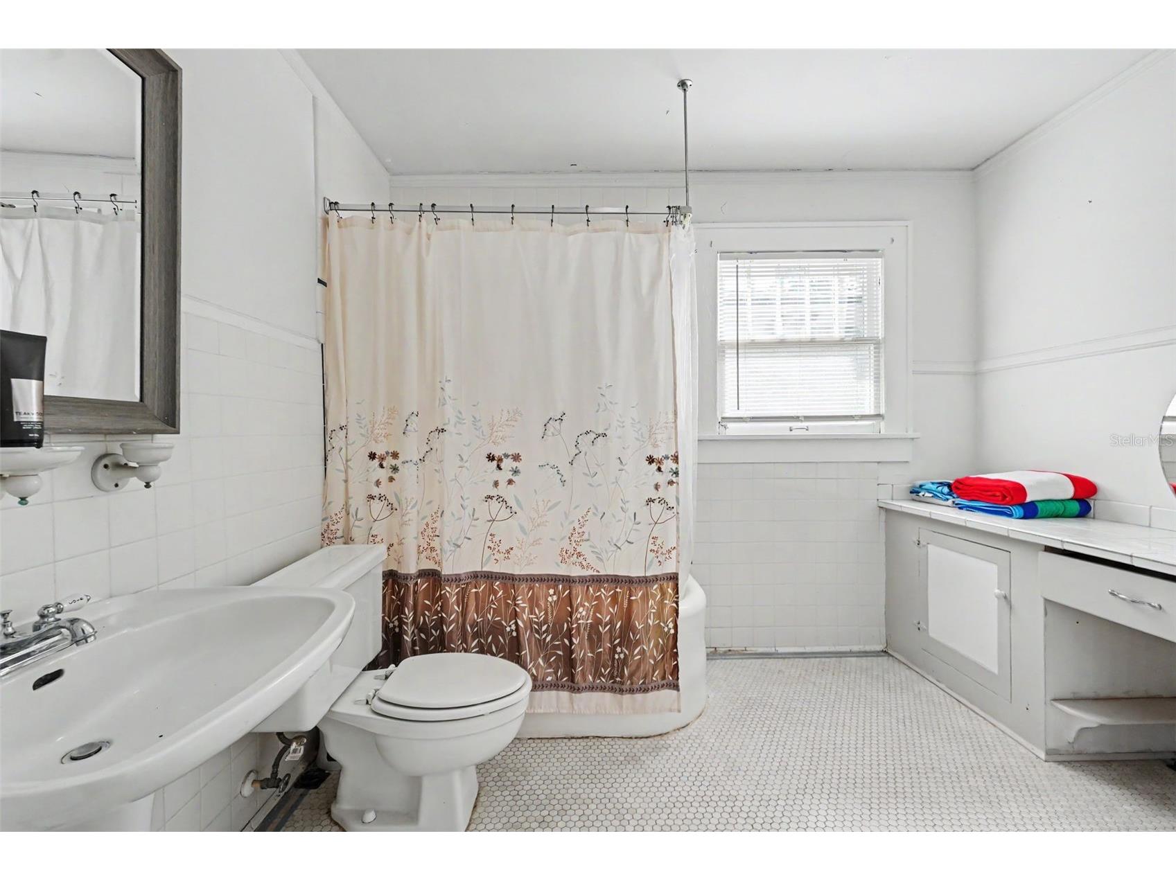 5441 1st Avenue N Saint Petersburg FL 33710 TB8524294 image28