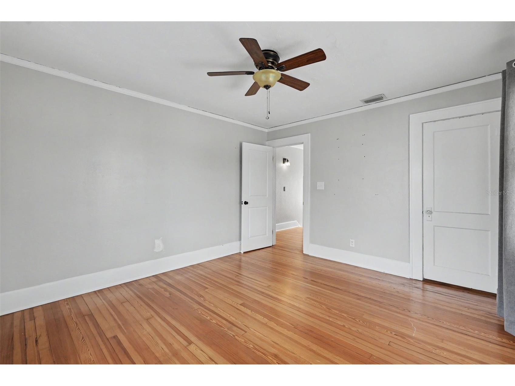 5441 1st Avenue N Saint Petersburg FL 33710 TB8524294 image32
