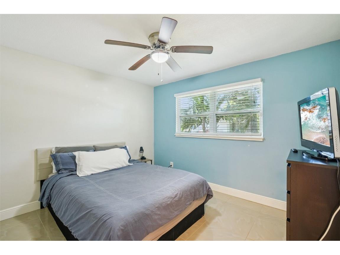 5441 39th Avenue N Saint Petersburg FL 33709 TB8434326 image16