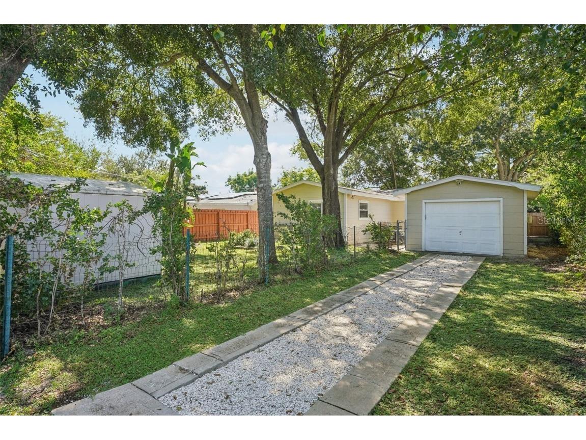 5441 39th Avenue N Saint Petersburg FL 33709 TB8434326 image5
