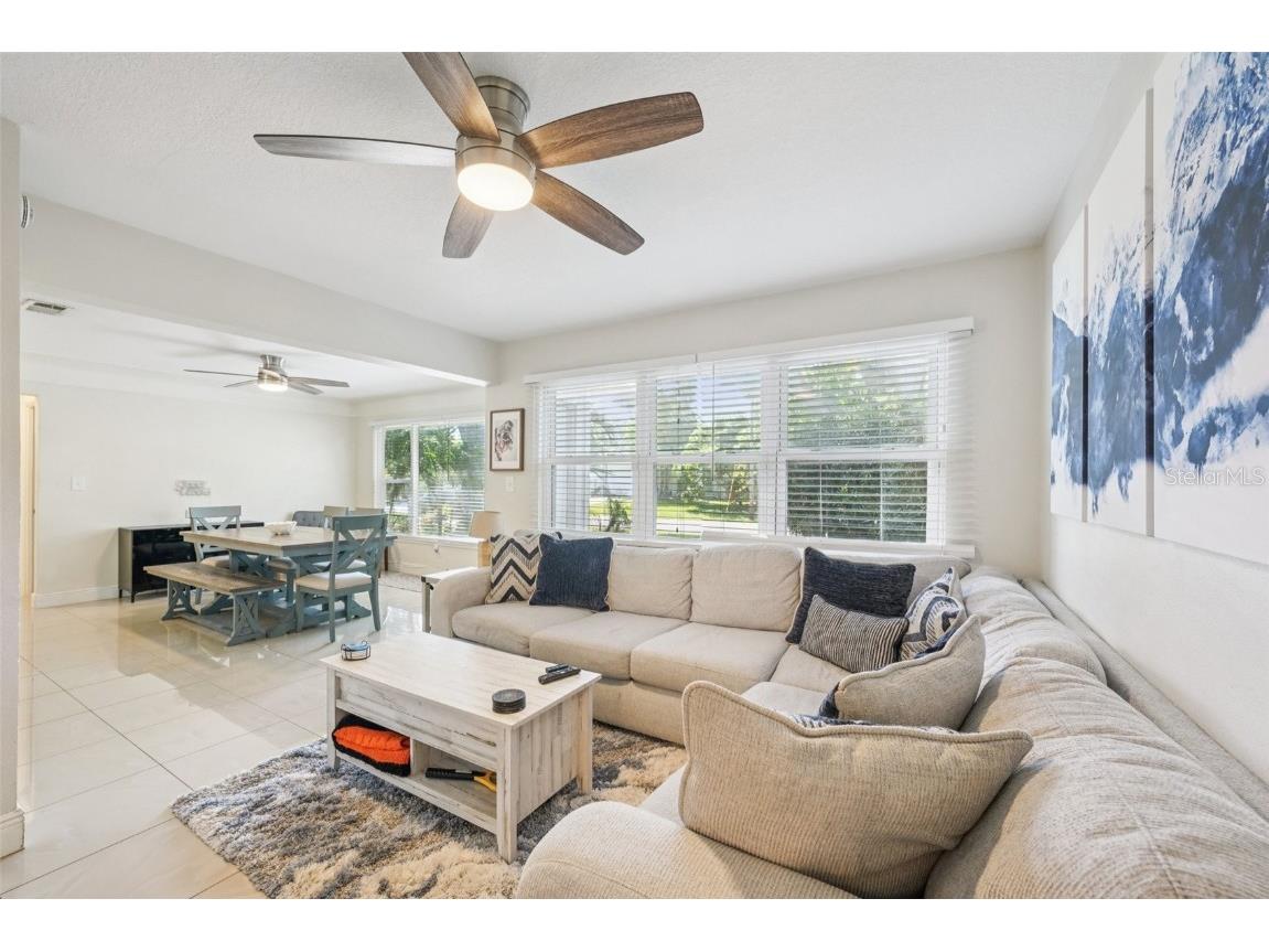 5441 39th Avenue N Saint Petersburg FL 33709 TB8434326 image8