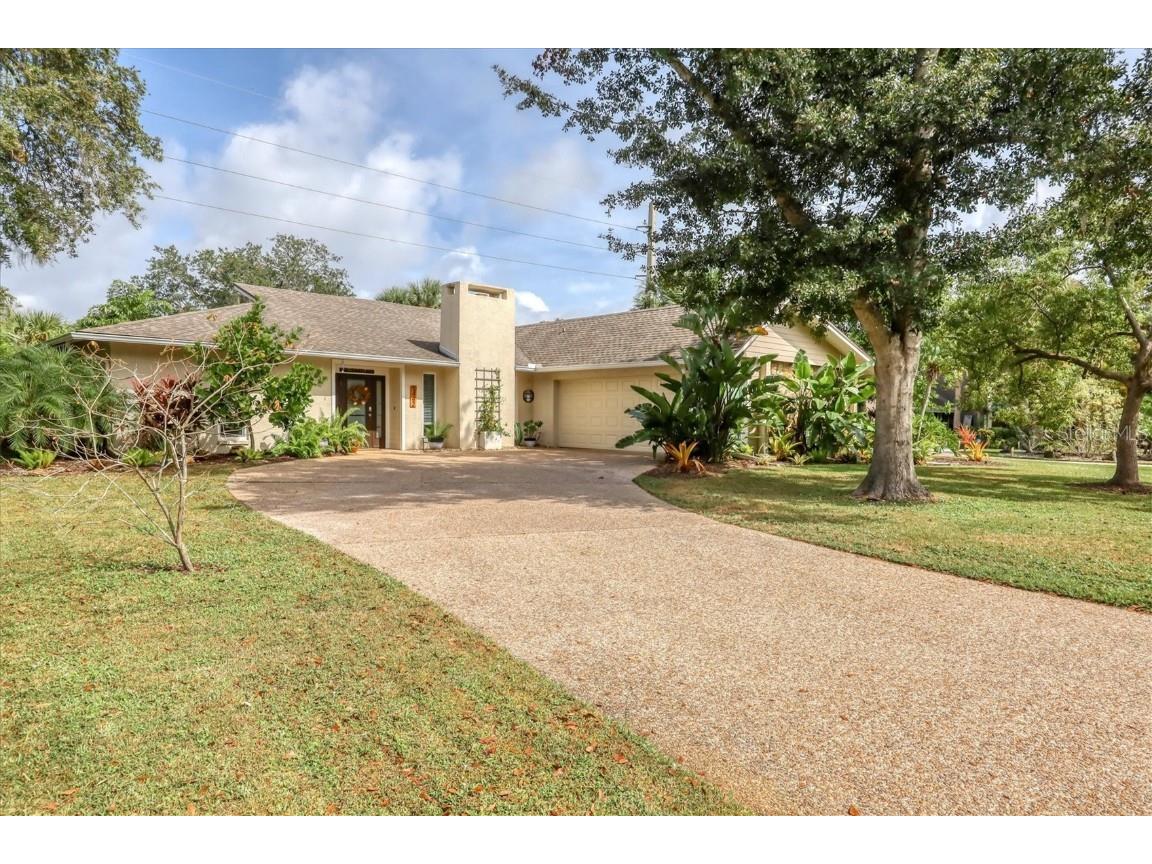 5442 Beneva Woods Circle Sarasota FL 34233 A4515931 image1