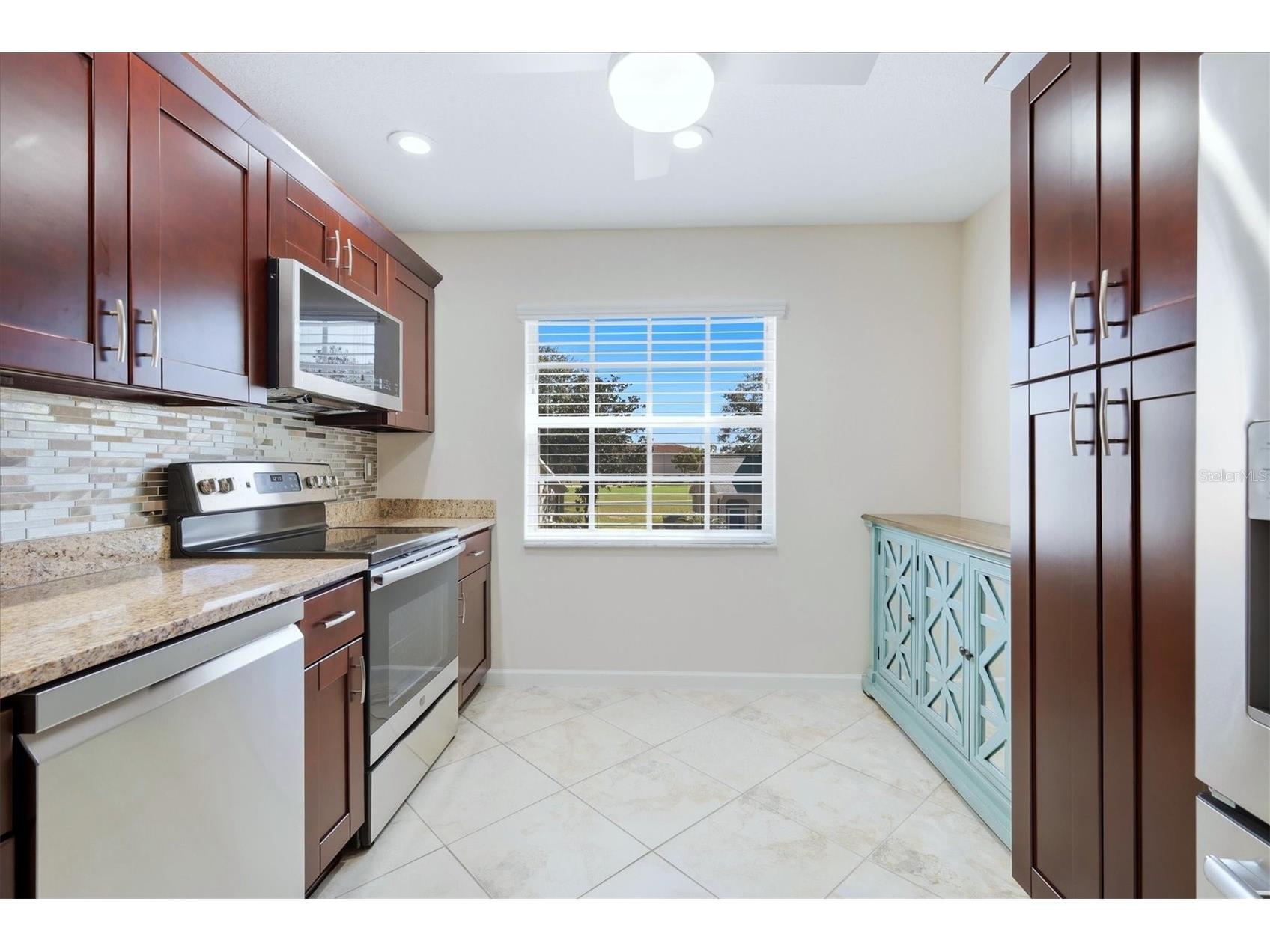 5442 Fair Oaks Street #12C Bradenton FL 34203 A4679499 image7