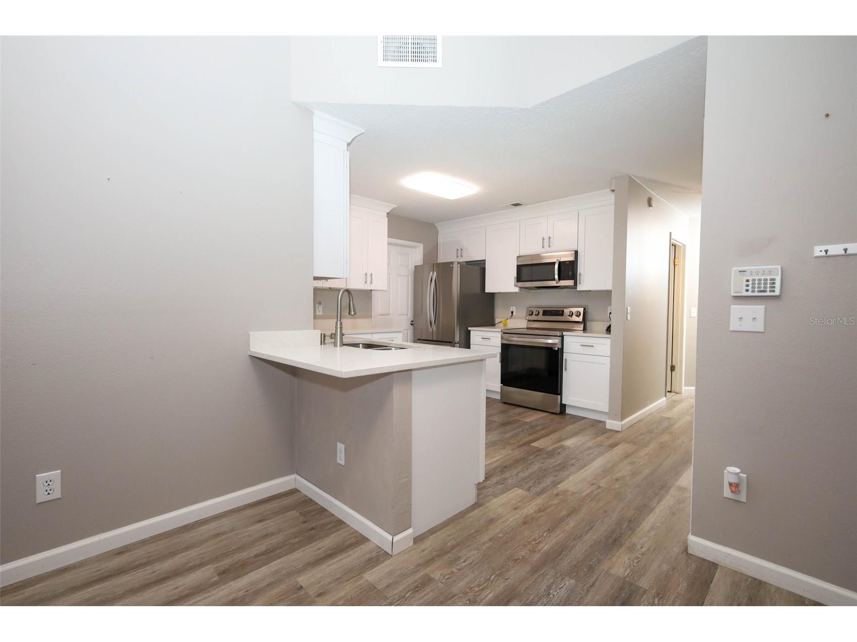 5443 Blueberry Drive Orlando FL 32811 O6420810 image10