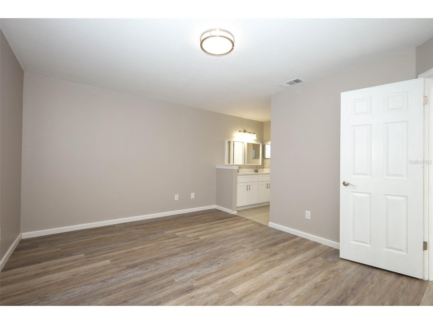 5443 Blueberry Drive Orlando FL 32811 O6420810 image17