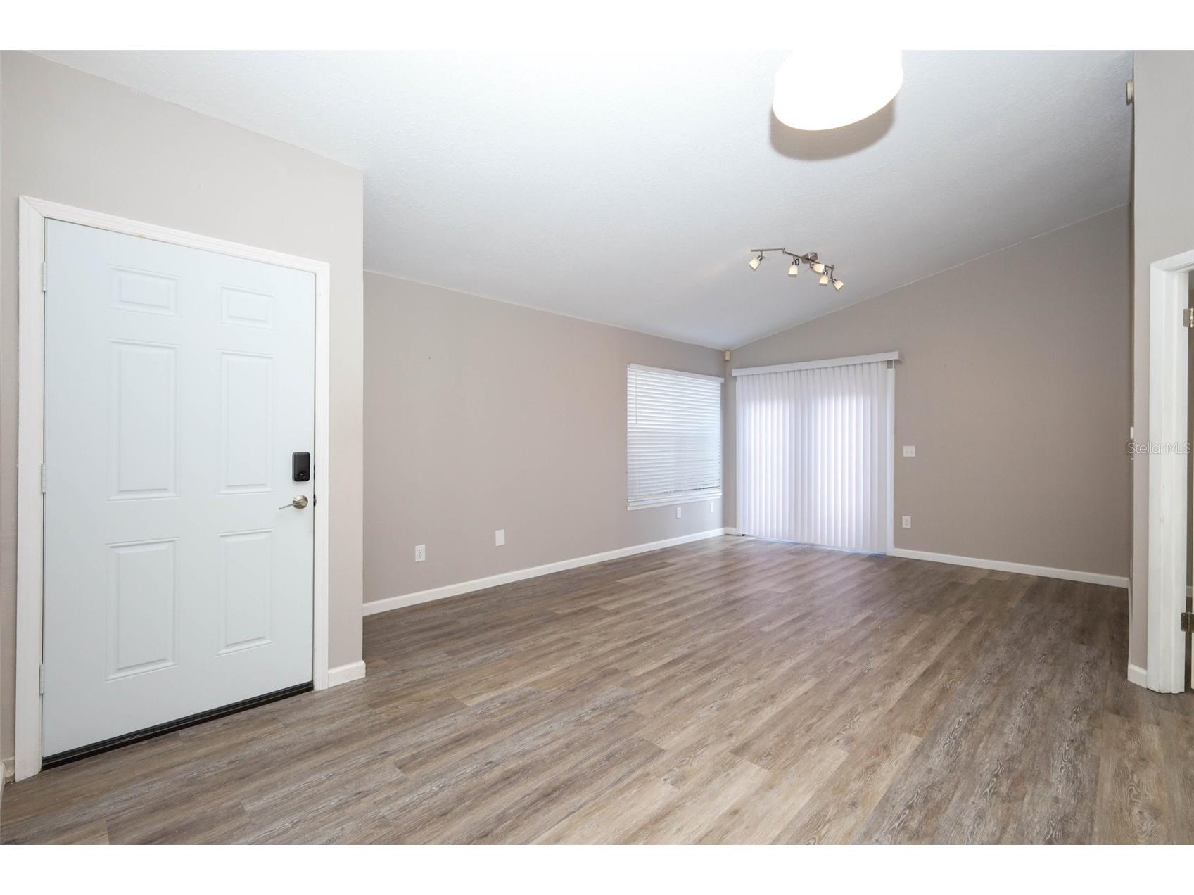 5443 Blueberry Drive Orlando FL 32811 O6420810 image5