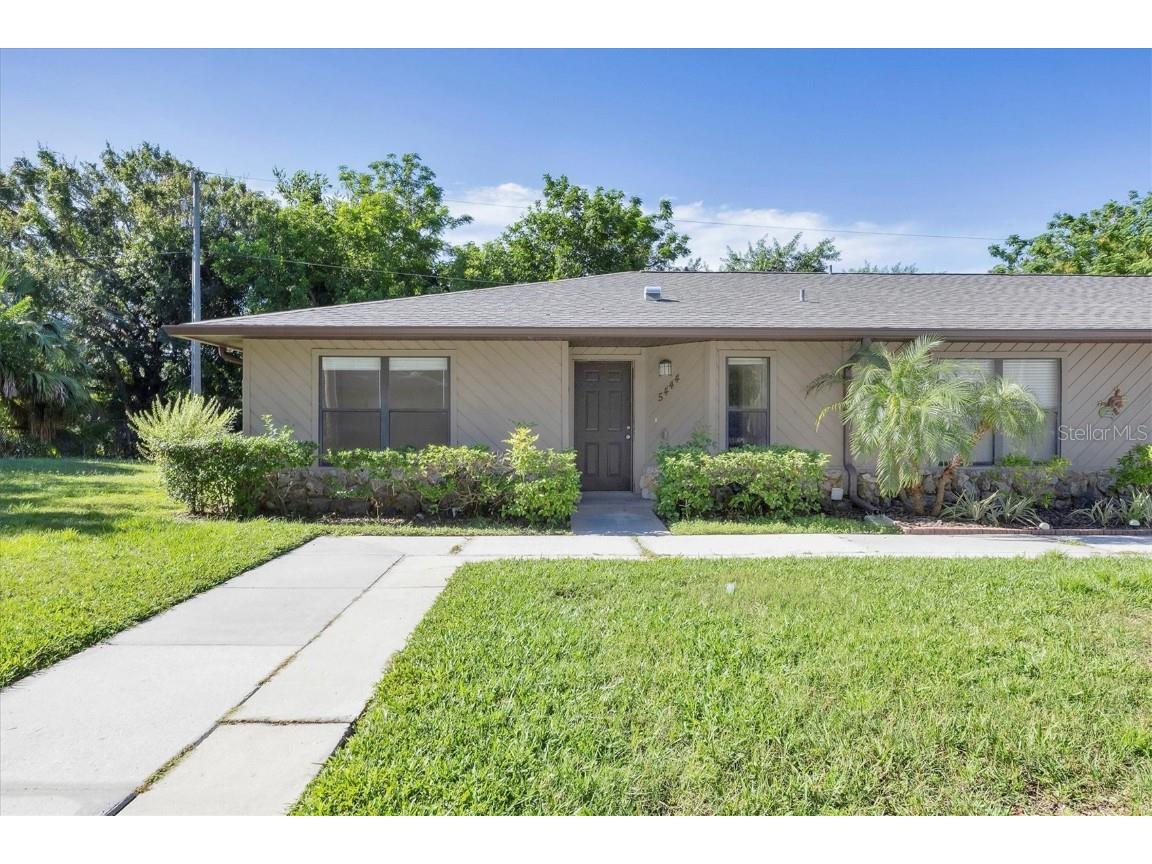 5444 11th Street Circle E #5444 Bradenton FL 34203 A4622454 image1