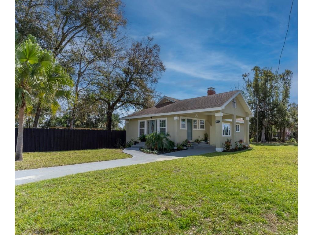 5444 Jones Avenue Zellwood FL 32798 O6092496 image1