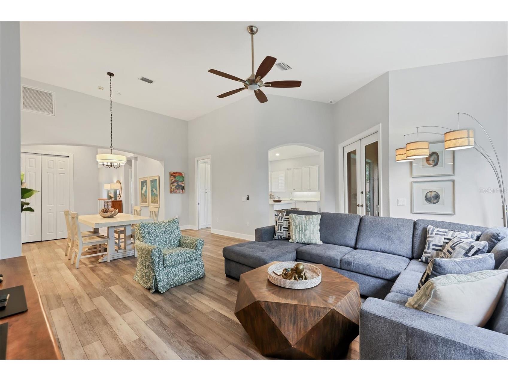 5445 46th Court W Bradenton FL 34210 A4689878 image13