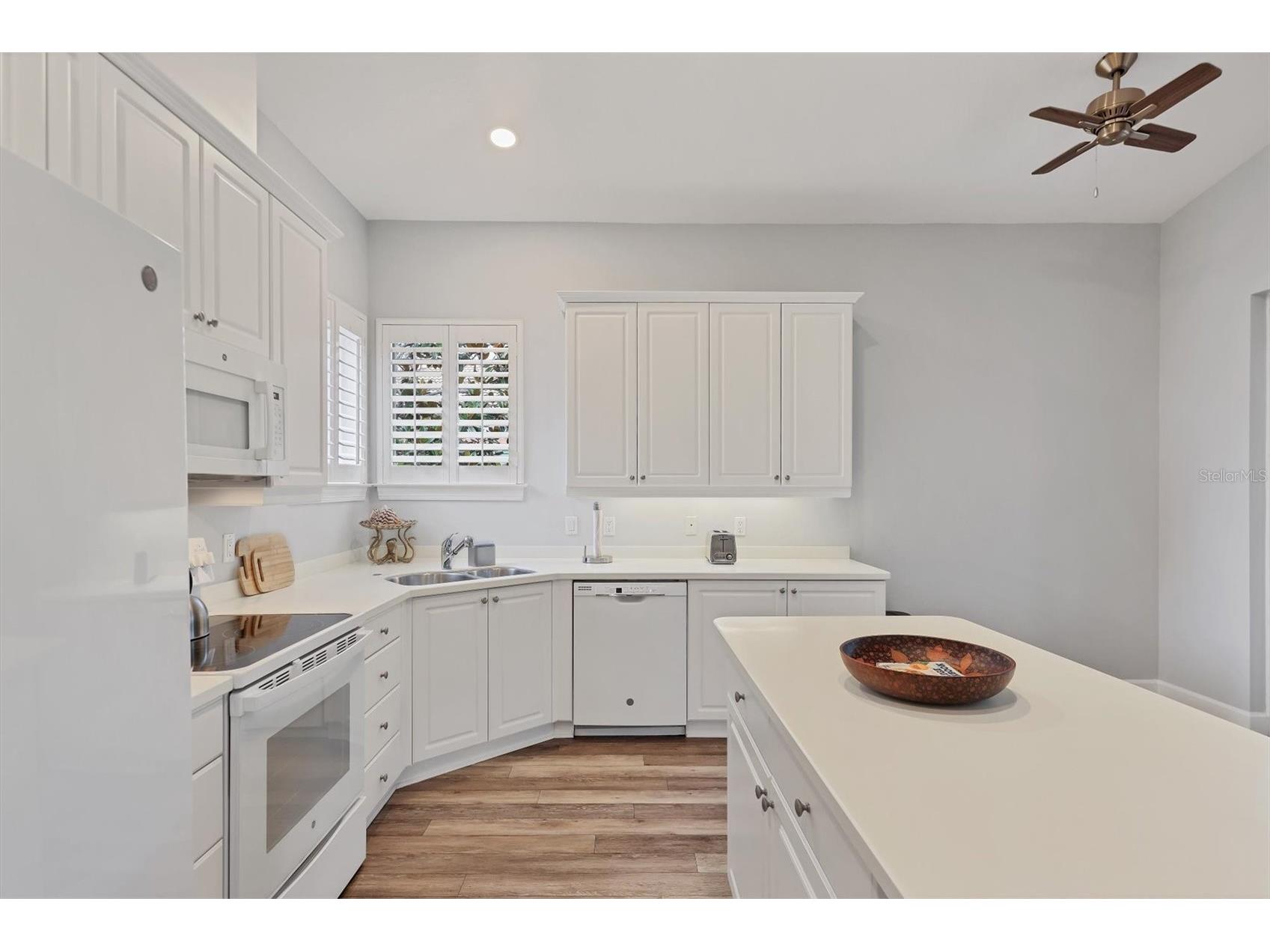 5445 46th Court W Bradenton FL 34210 A4689878 image18