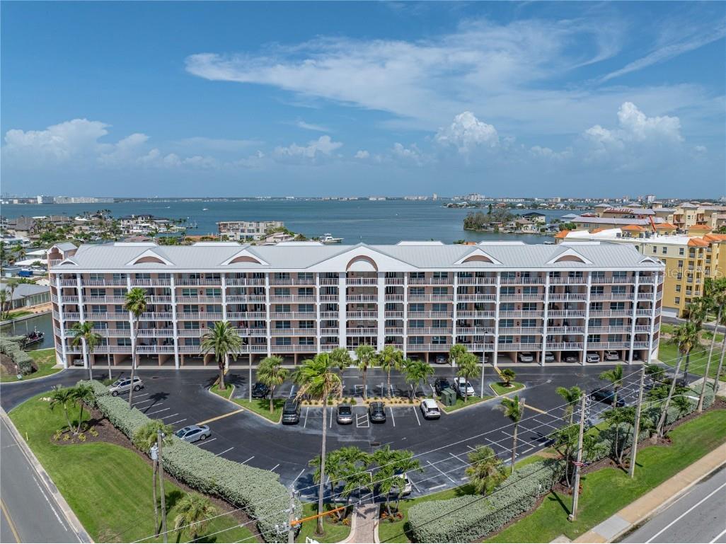 5445 Gulf Boulevard #402 Saint Pete Beach FL 33706 - BOCA CIEGA BAY TB8445406 image2