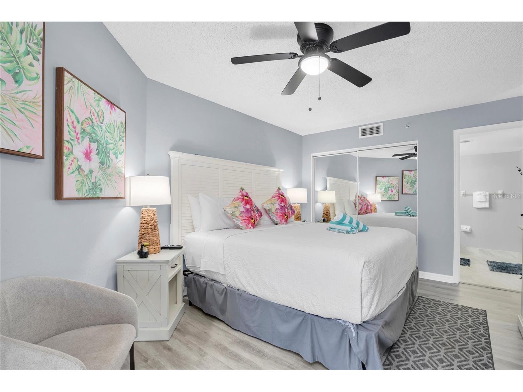 5445 Gulf Boulevard #PH1 Saint Pete Beach FL 33706 - INTRACOASTAL WATERWAY A4678571 image21