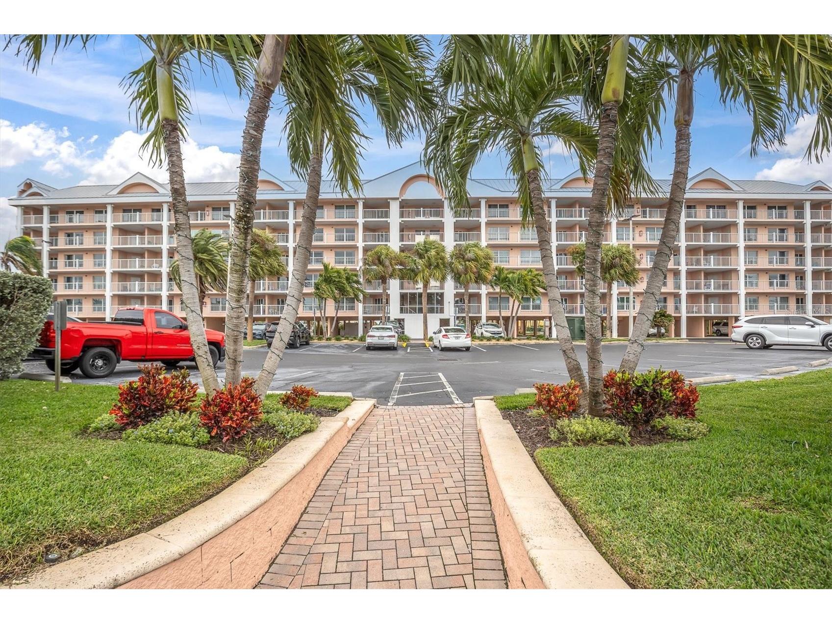 5445 Gulf Boulevard #PH1 Saint Pete Beach FL 33706 - INTRACOASTAL WATERWAY A4678571 image36