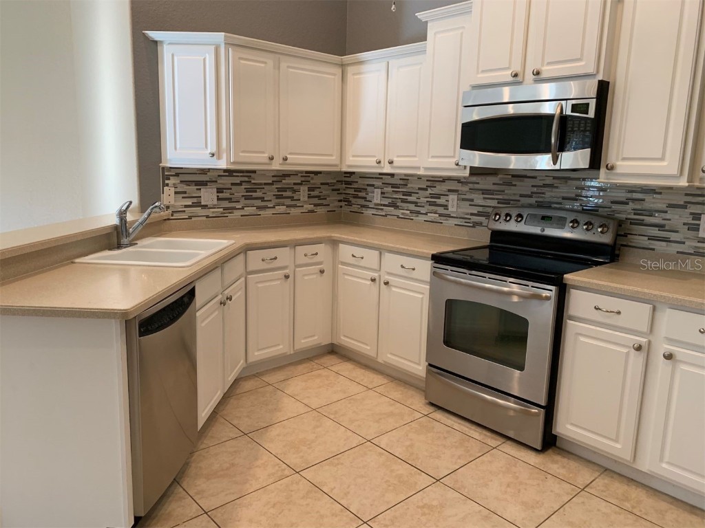 5445 Shagbark Court North Port FL 34287 C7514145 image4