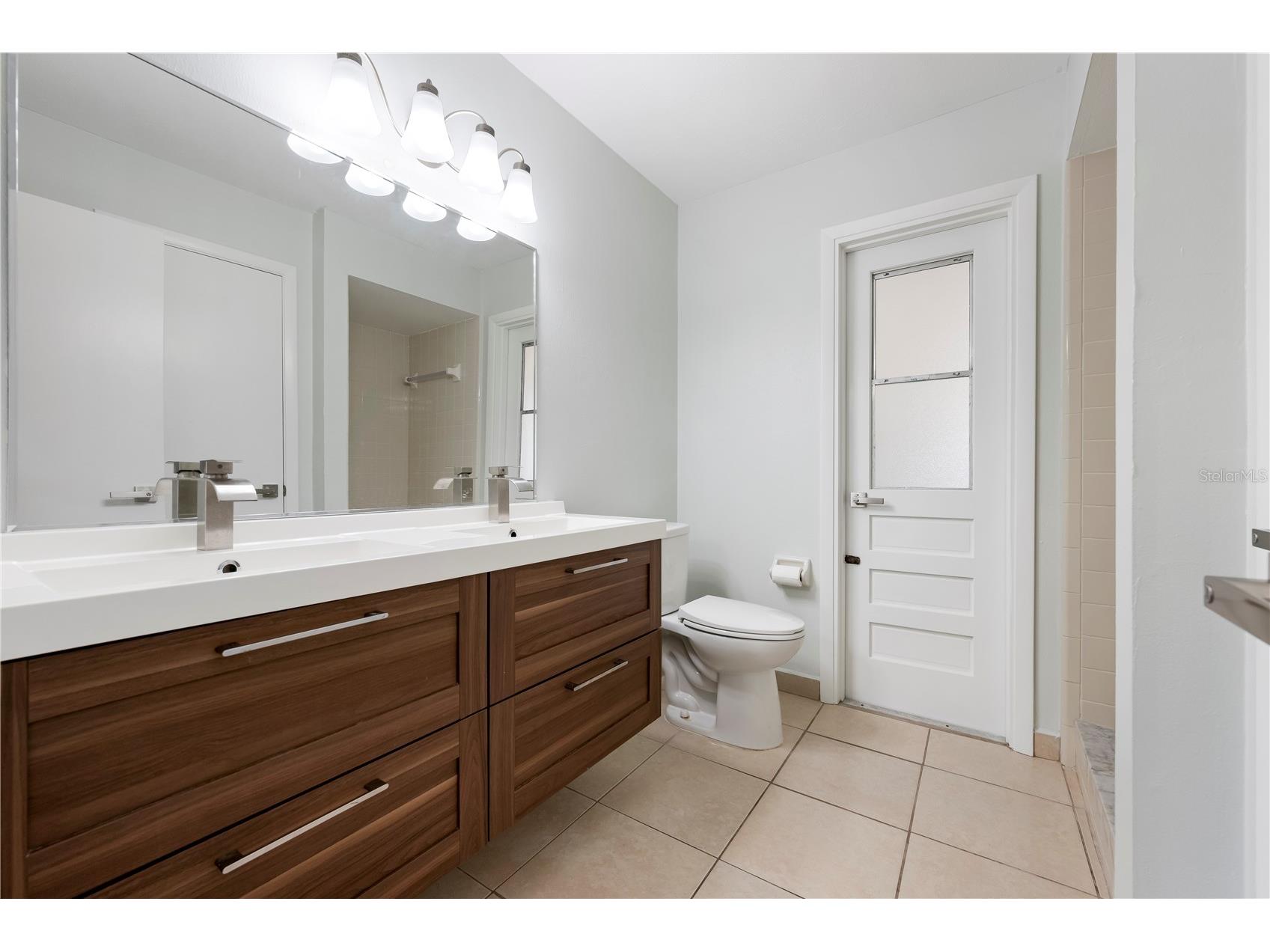 5446 Foxwood Drive Sarasota FL 34232 A4692962 image11