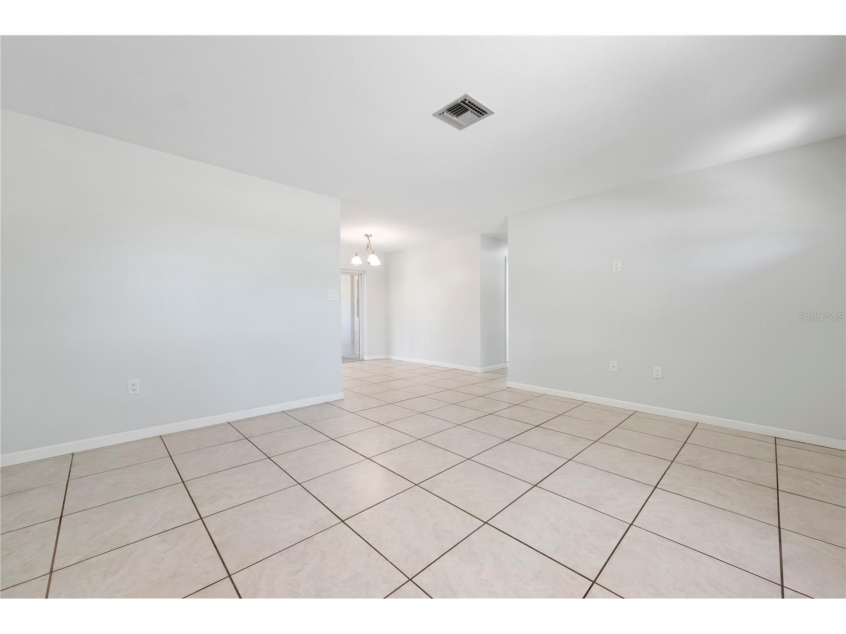 5446 Foxwood Drive Sarasota FL 34232 A4692962 image3