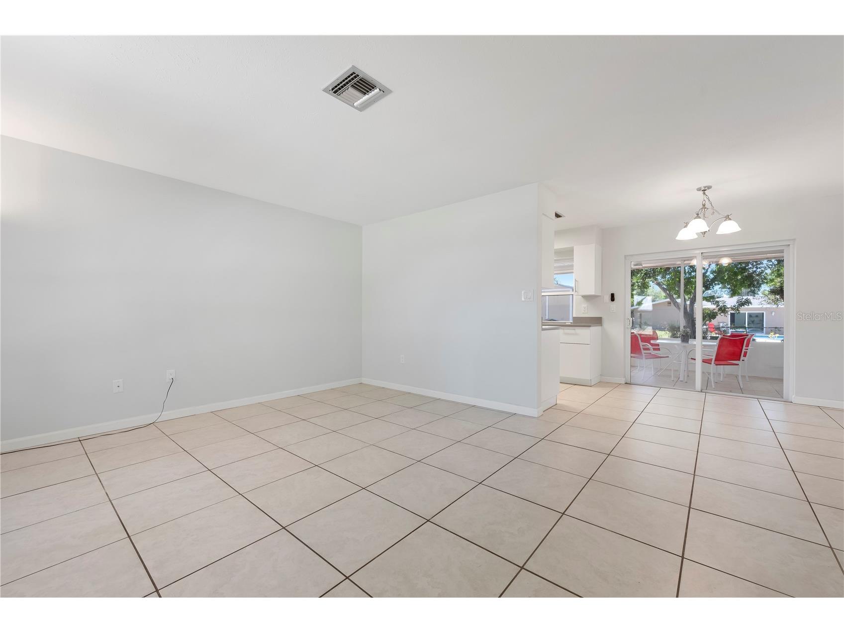5446 Foxwood Drive Sarasota FL 34232 A4692962 image5