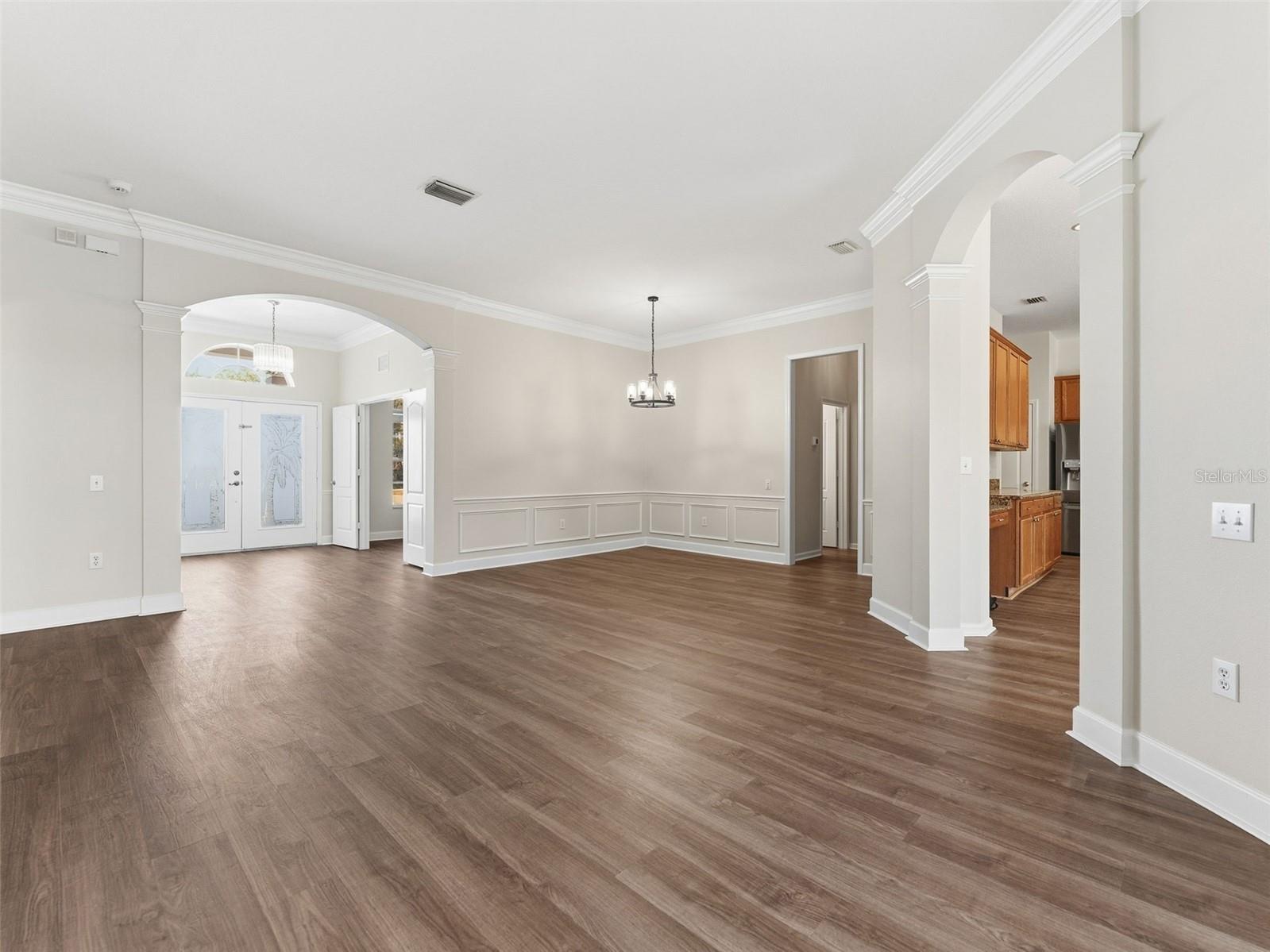 5446 Spectacular Bid Drive Wesley Chapel FL 33544 TB8473079 image4