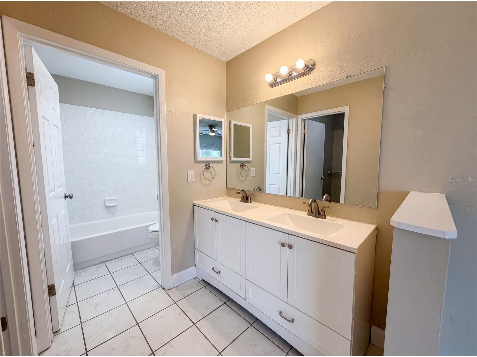 5447 Blueberry Drive Orlando FL 32811 O6407649 image10