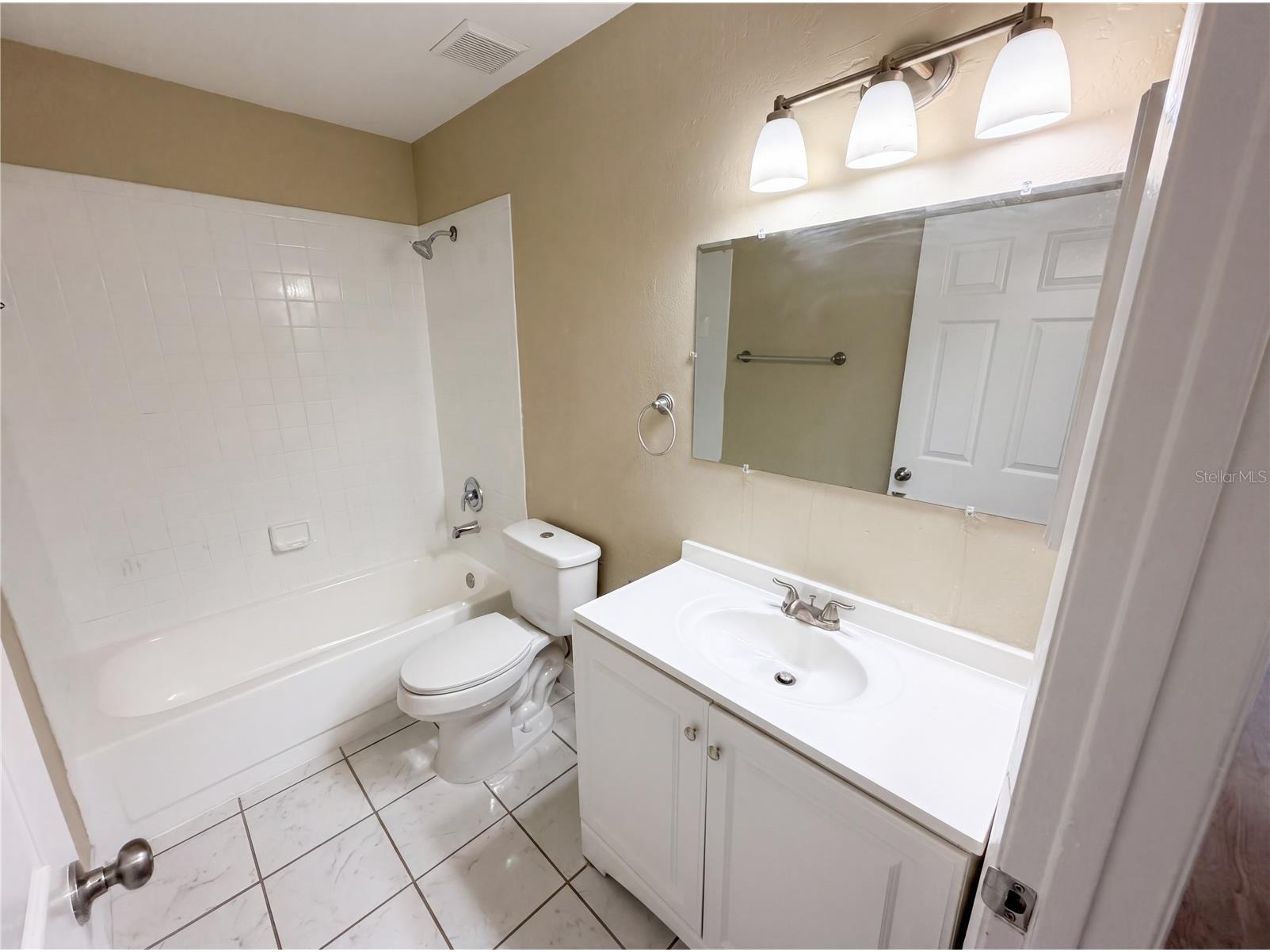 5447 Blueberry Drive Orlando FL 32811 O6407649 image16