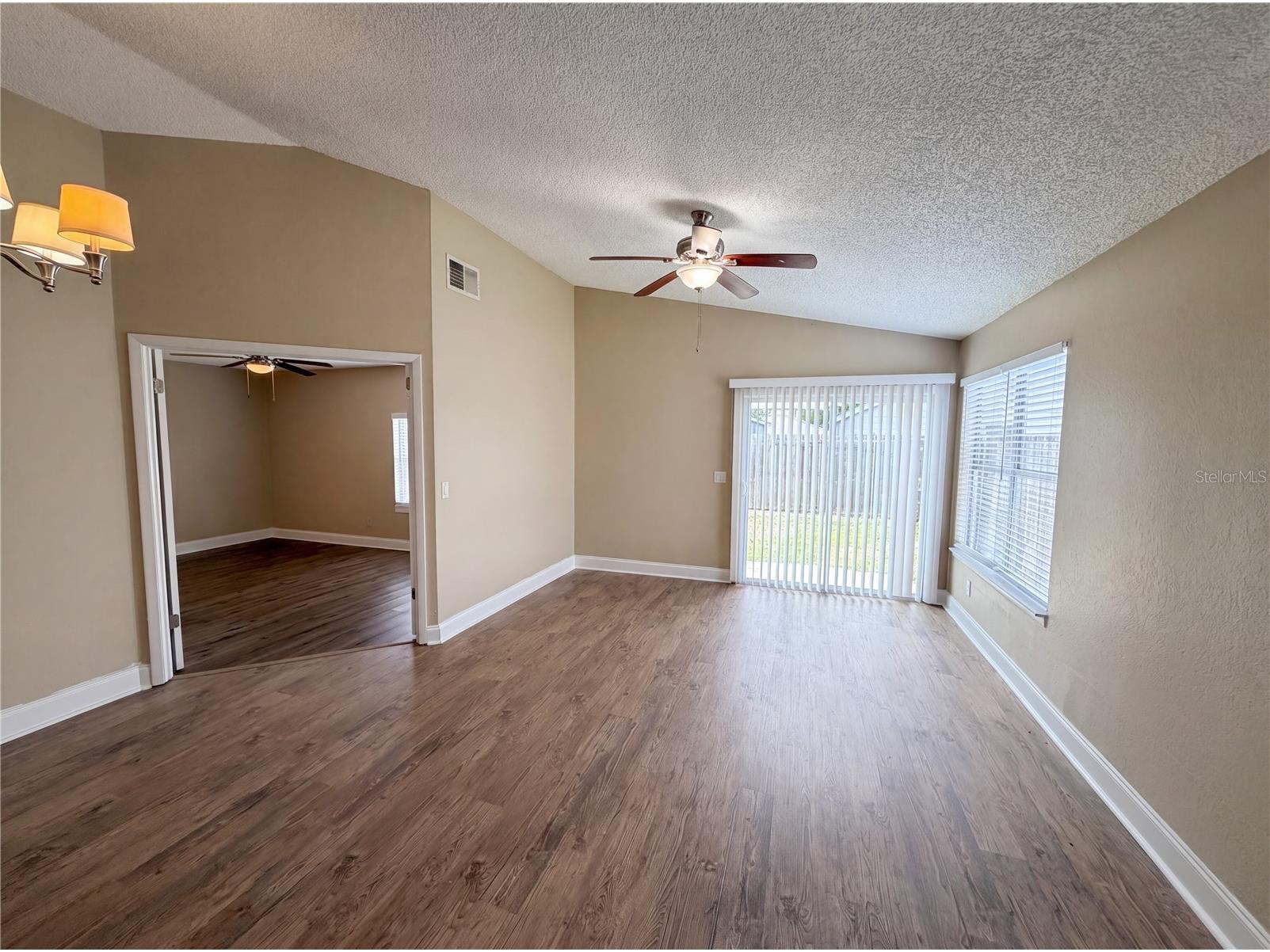 5447 Blueberry Drive Orlando FL 32811 O6407649 image18
