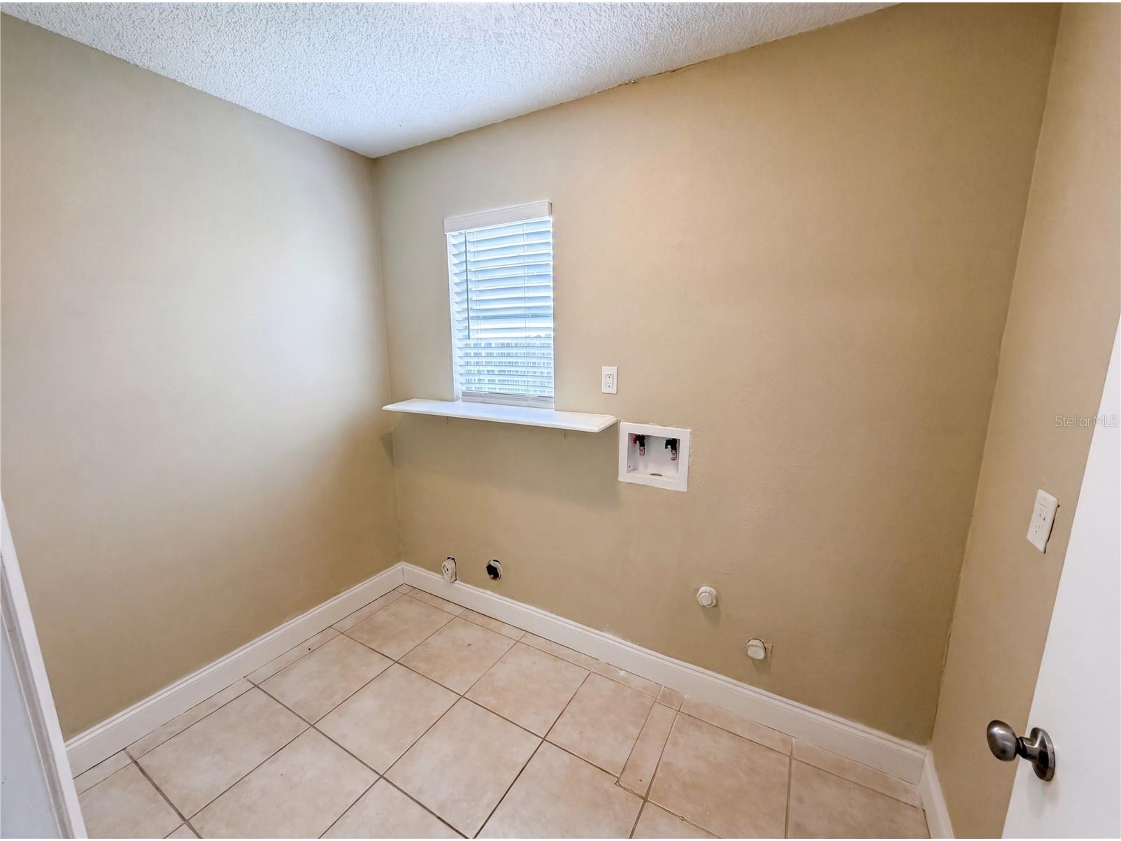 5447 Blueberry Drive Orlando FL 32811 O6407649 image19