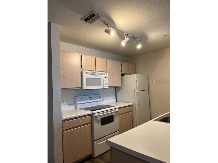 5447 Vineland Road #1210 Orlando FL 32811 O6407249 image6