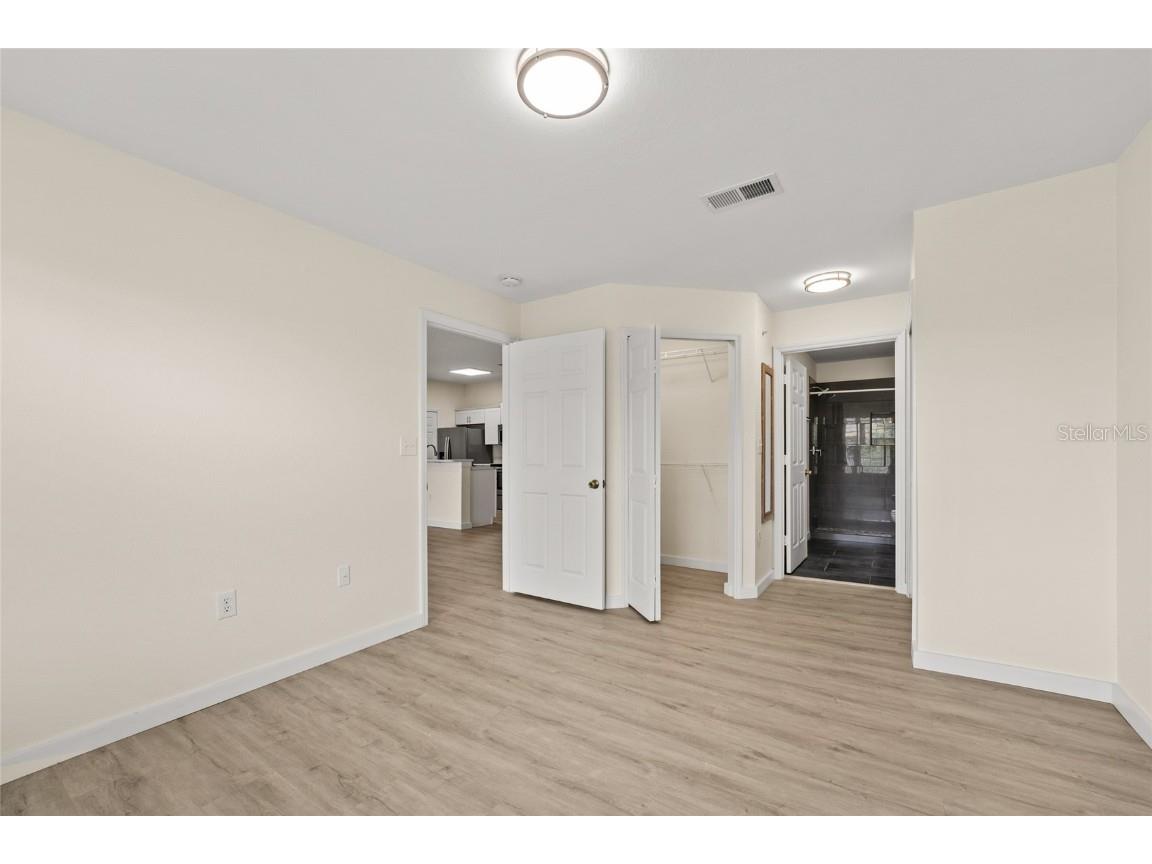 5447 Vineland Road #1308 Orlando FL 32811 O6310092 image16