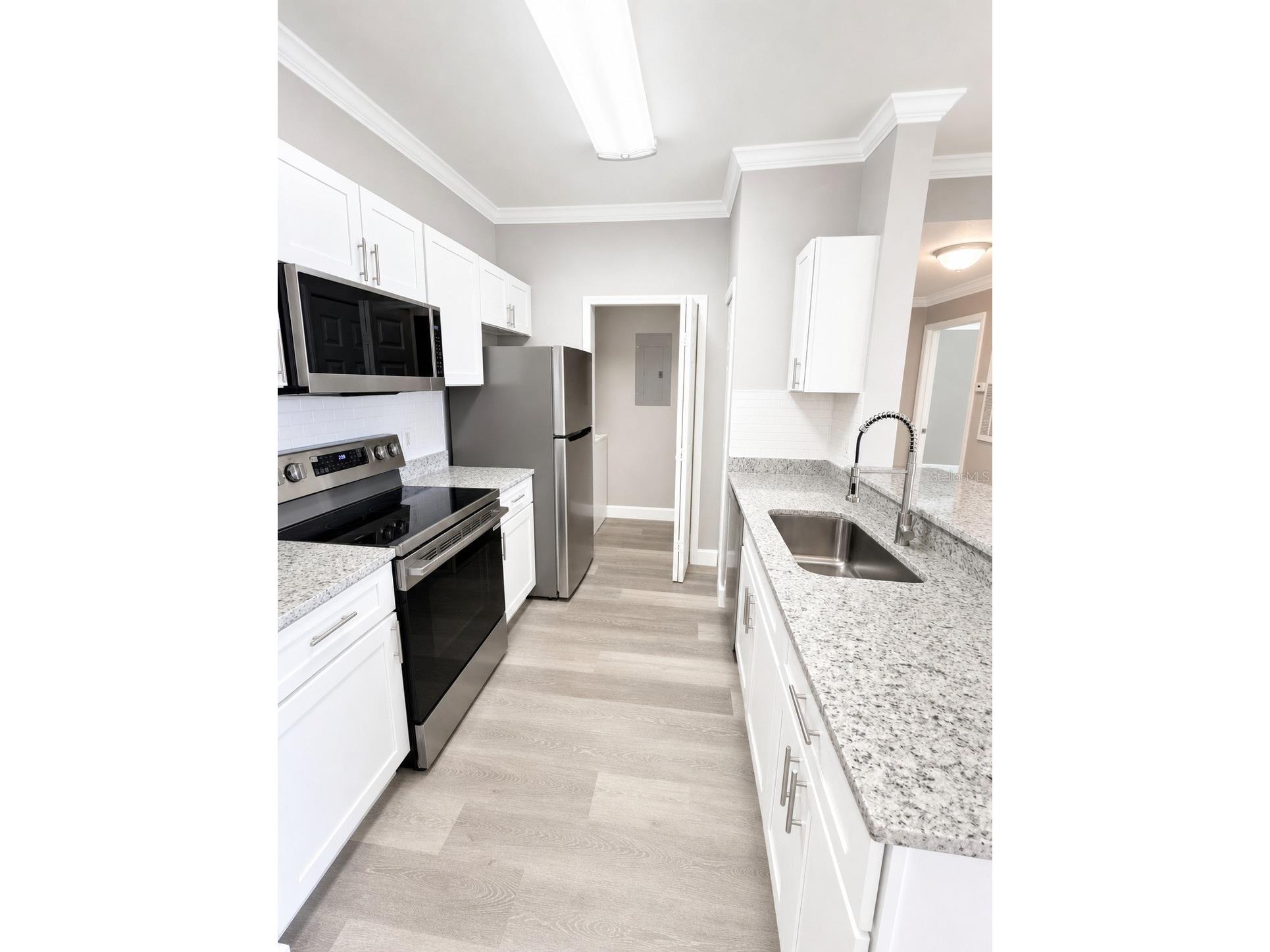 5447 Vineland Road #1313 Orlando FL 32811 O6382748 image5