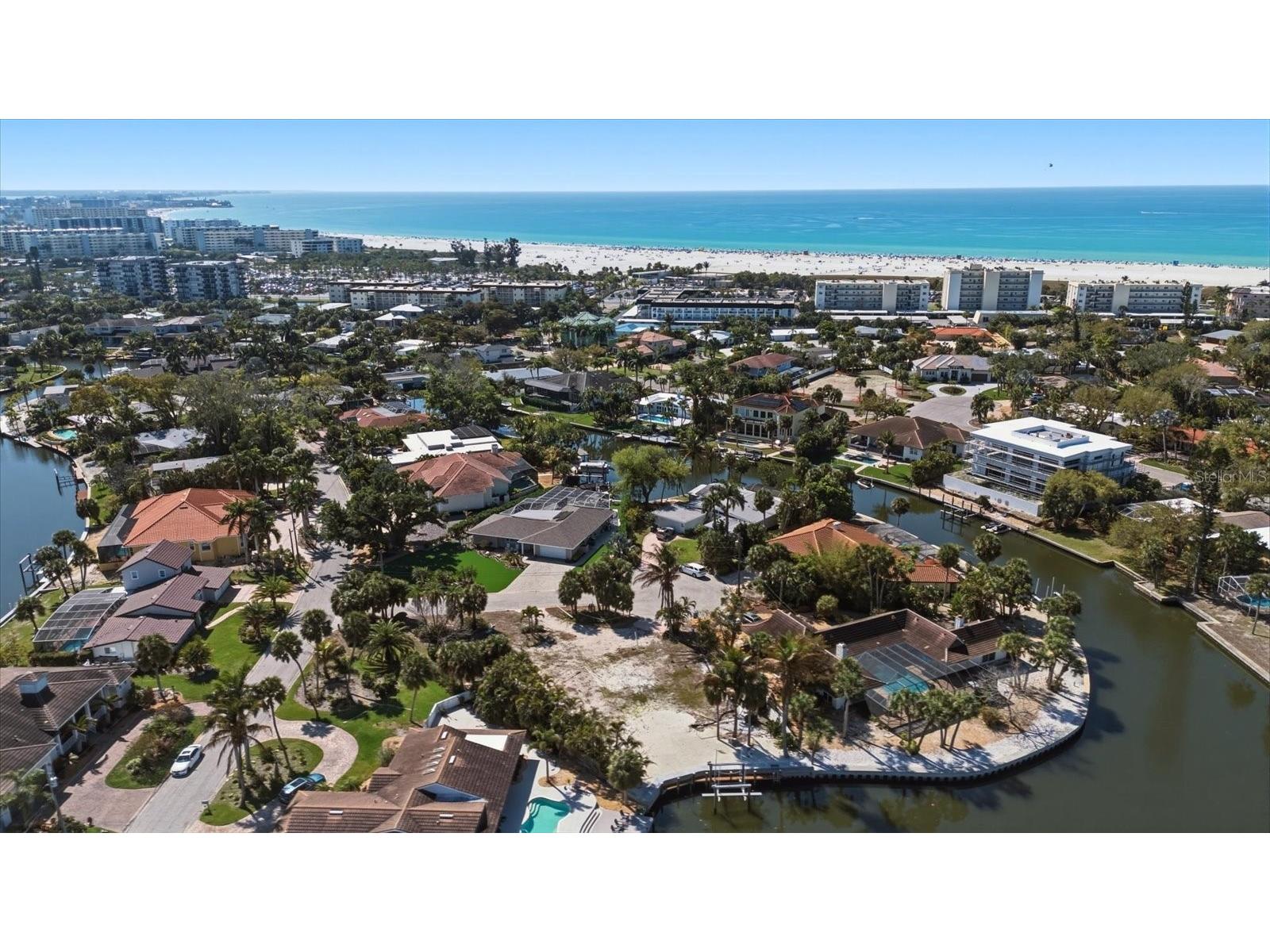 5448 Azure Way Sarasota FL 34242 - SIESTA GRAND CANAL A4688348 image1