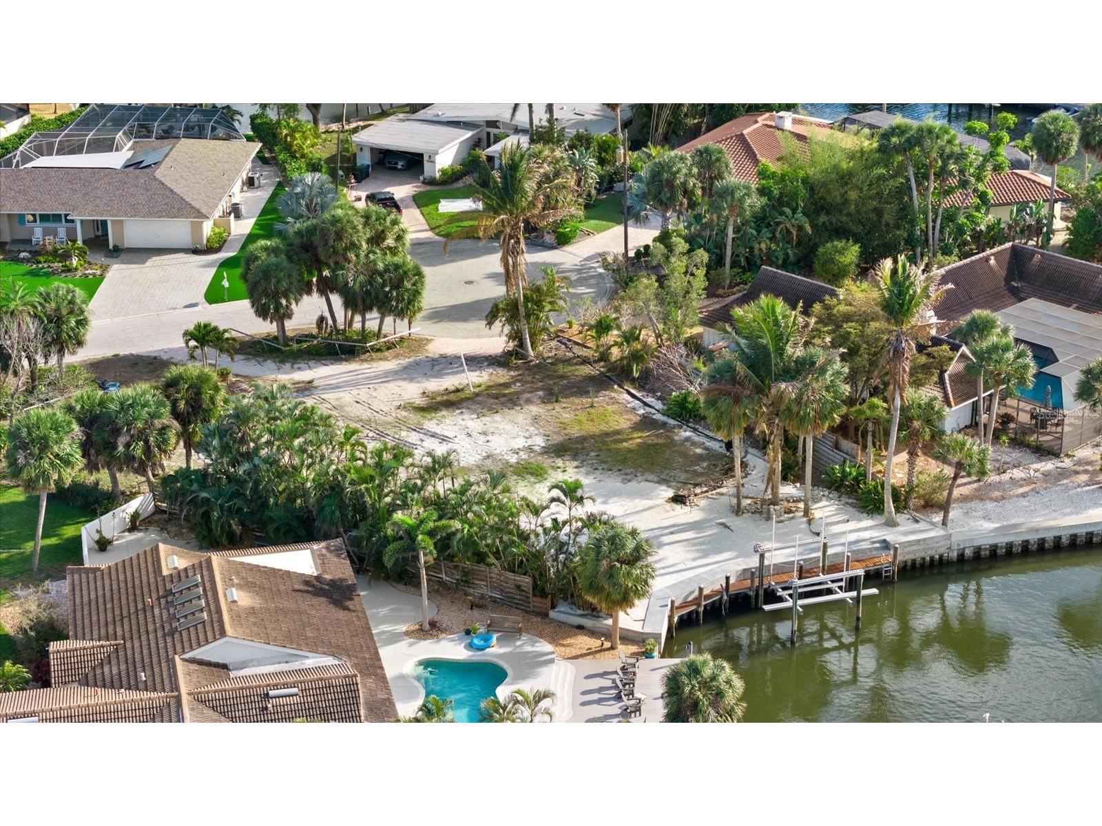 5448 Azure Way Sarasota FL 34242 - SIESTA GRAND CANAL A4688348 image14