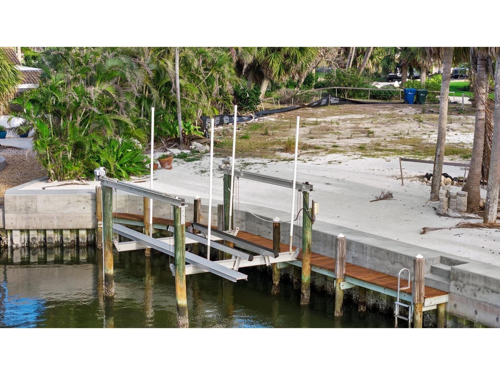 5448 Azure Way Sarasota FL 34242 - SIESTA GRAND CANAL A4688348 image15