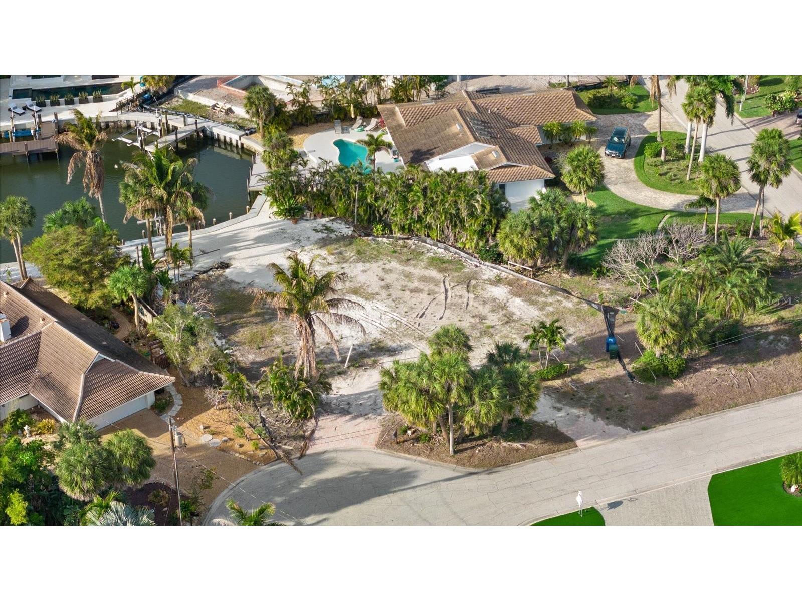 5448 Azure Way Sarasota FL 34242 - SIESTA GRAND CANAL A4688348 image19