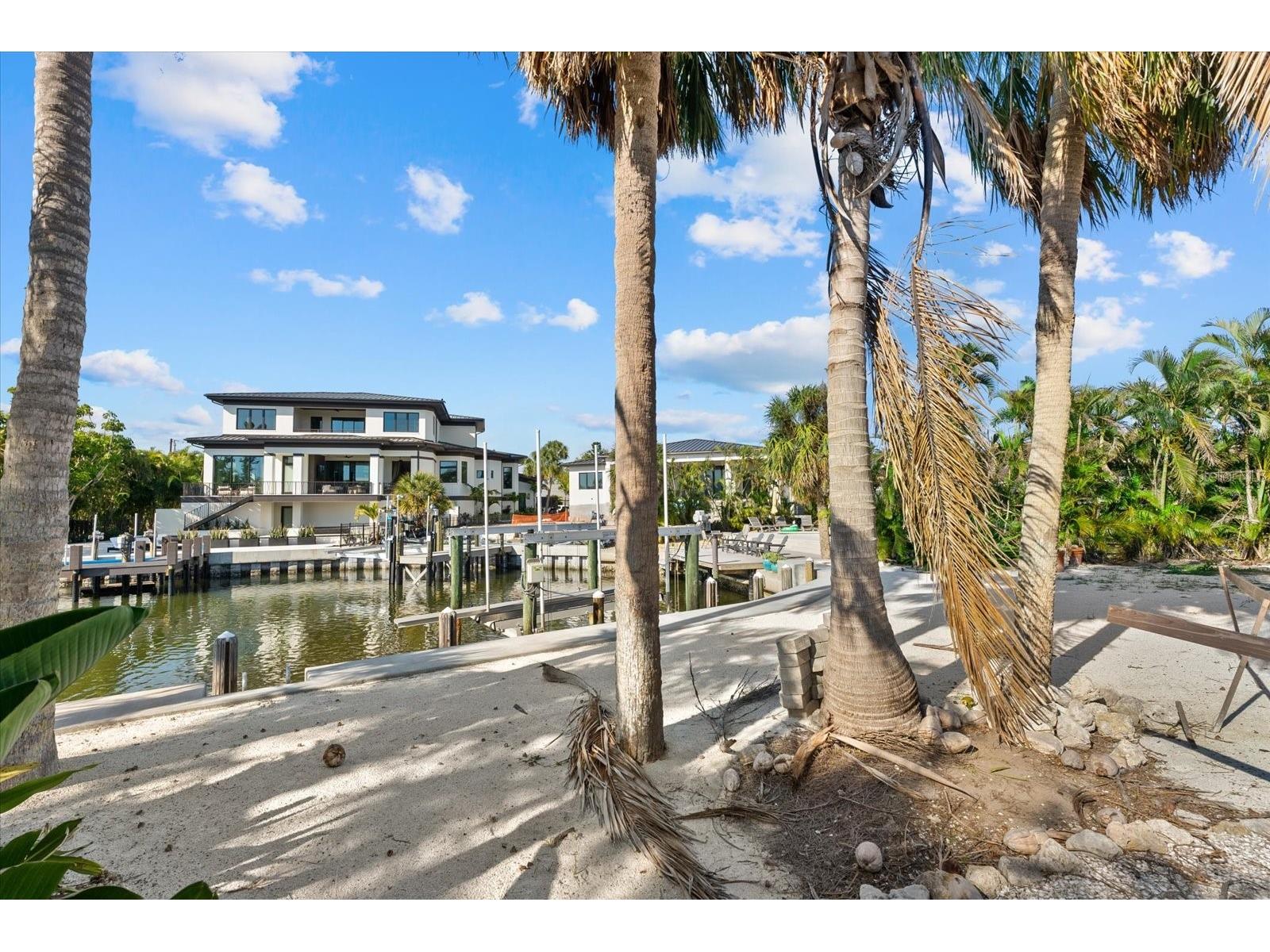 5448 Azure Way Sarasota FL 34242 - SIESTA GRAND CANAL A4688348 image34
