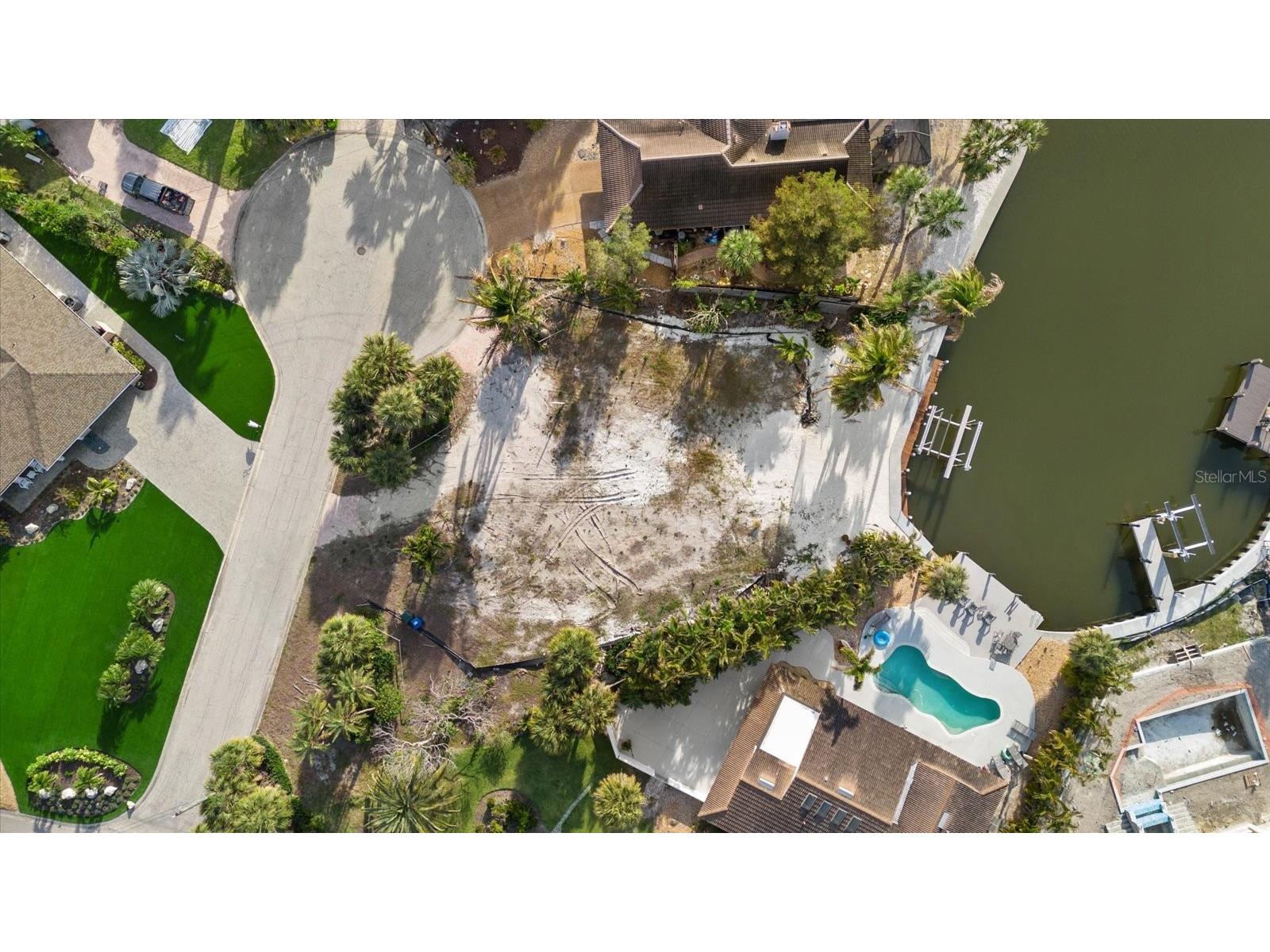 5448 Azure Way Sarasota FL 34242 - SIESTA GRAND CANAL A4688348 image4