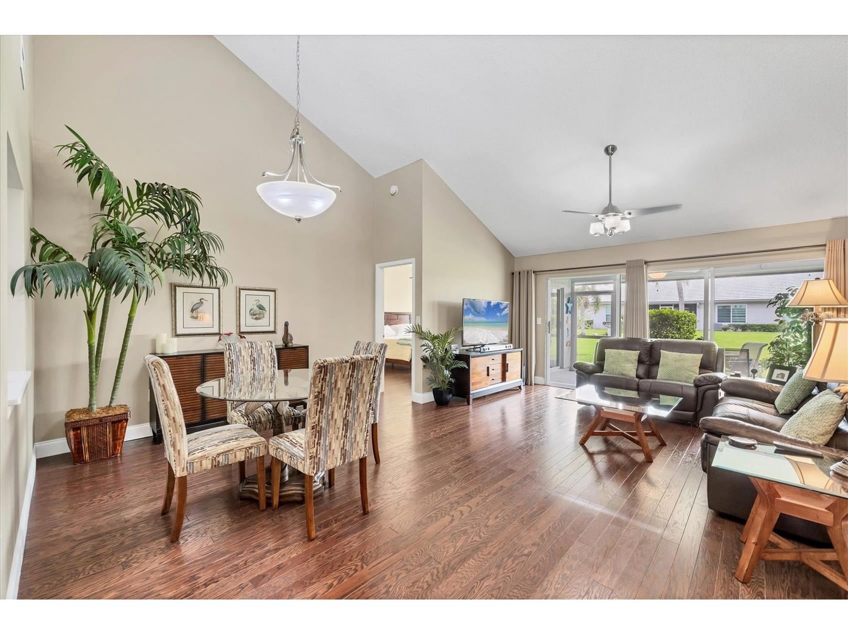 5448 Crestlake Boulevard #158 Sarasota FL 34233 A4678154 image17