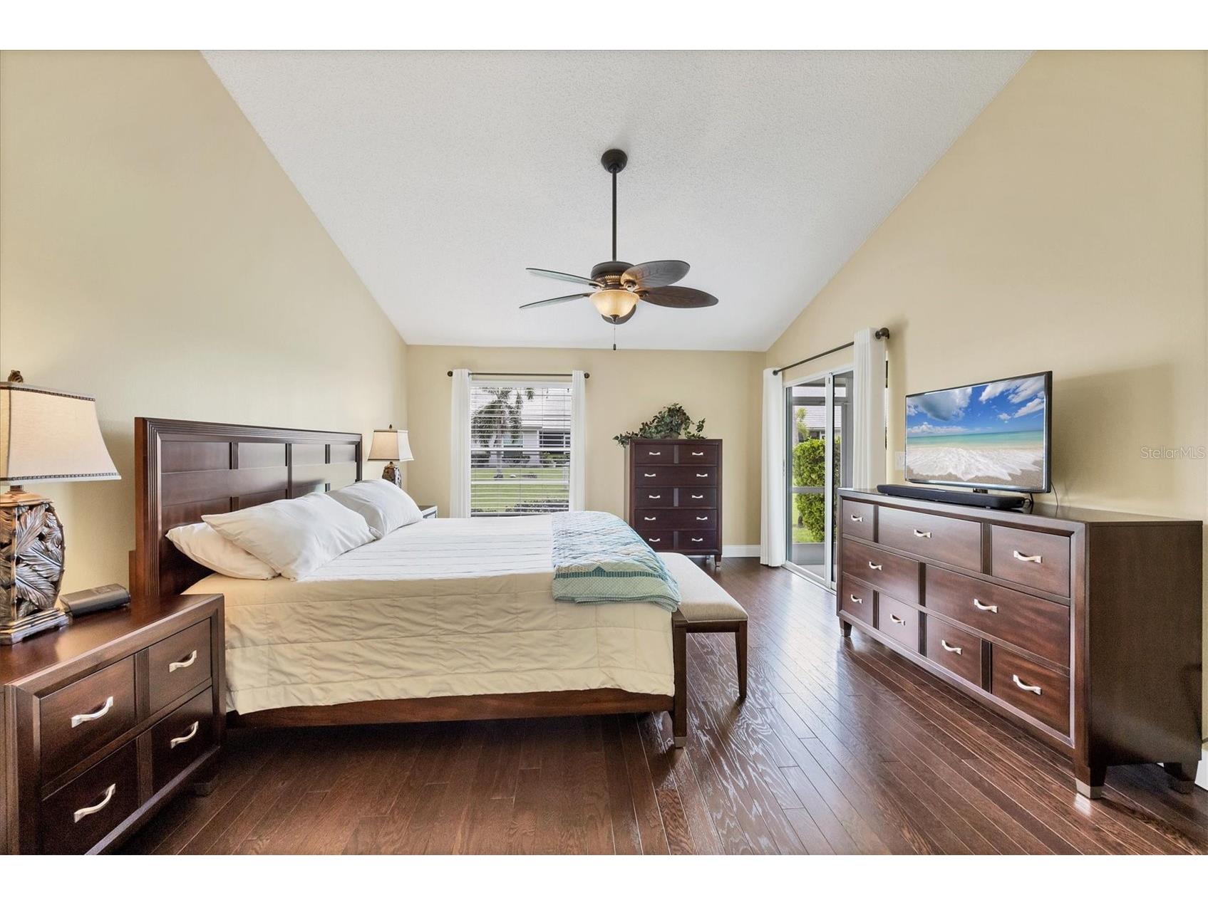 5448 Crestlake Boulevard #158 Sarasota FL 34233 A4678154 image20