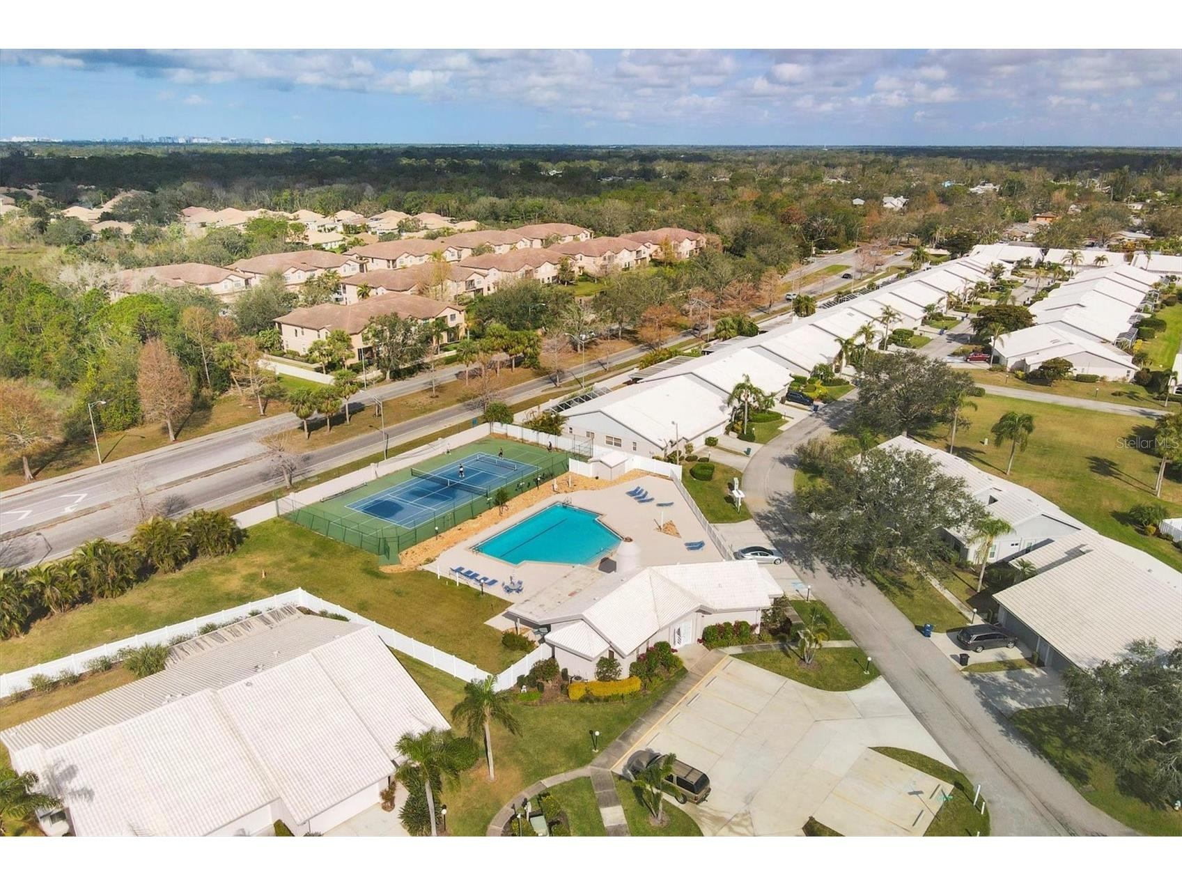 5448 Crestlake Boulevard #158 Sarasota FL 34233 A4678154 image40