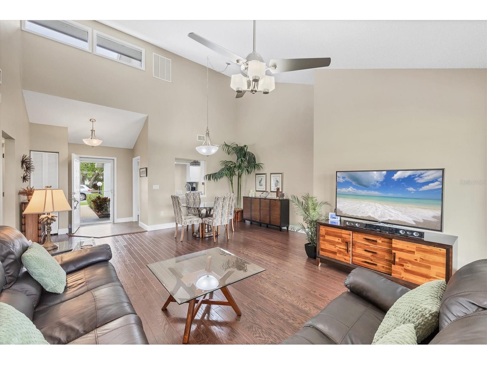 5448 Crestlake Boulevard #158 Sarasota FL 34233 A4678154 image9