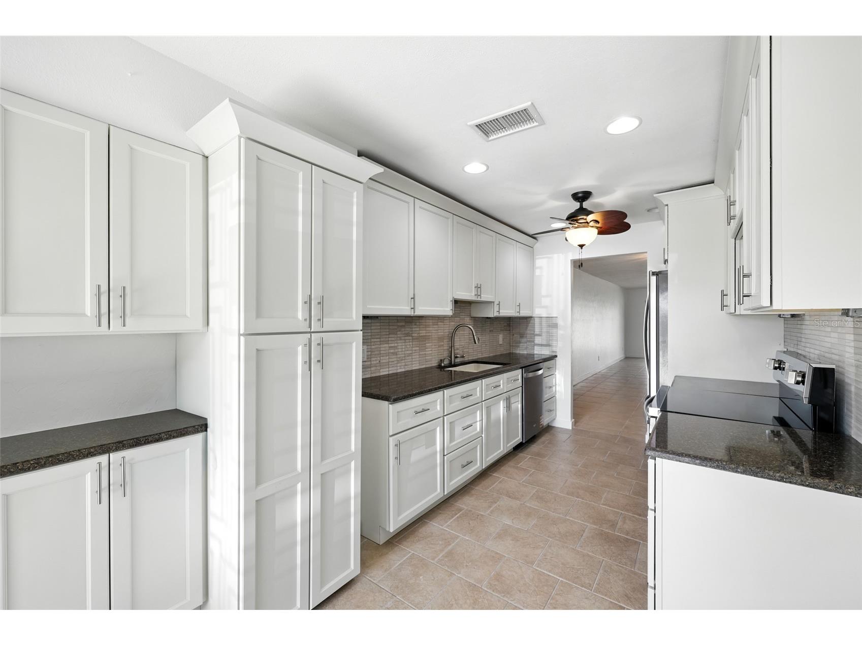 545 Boca Ciega Point Boulevard N Saint Petersburg FL 33708 TB8424913 image14